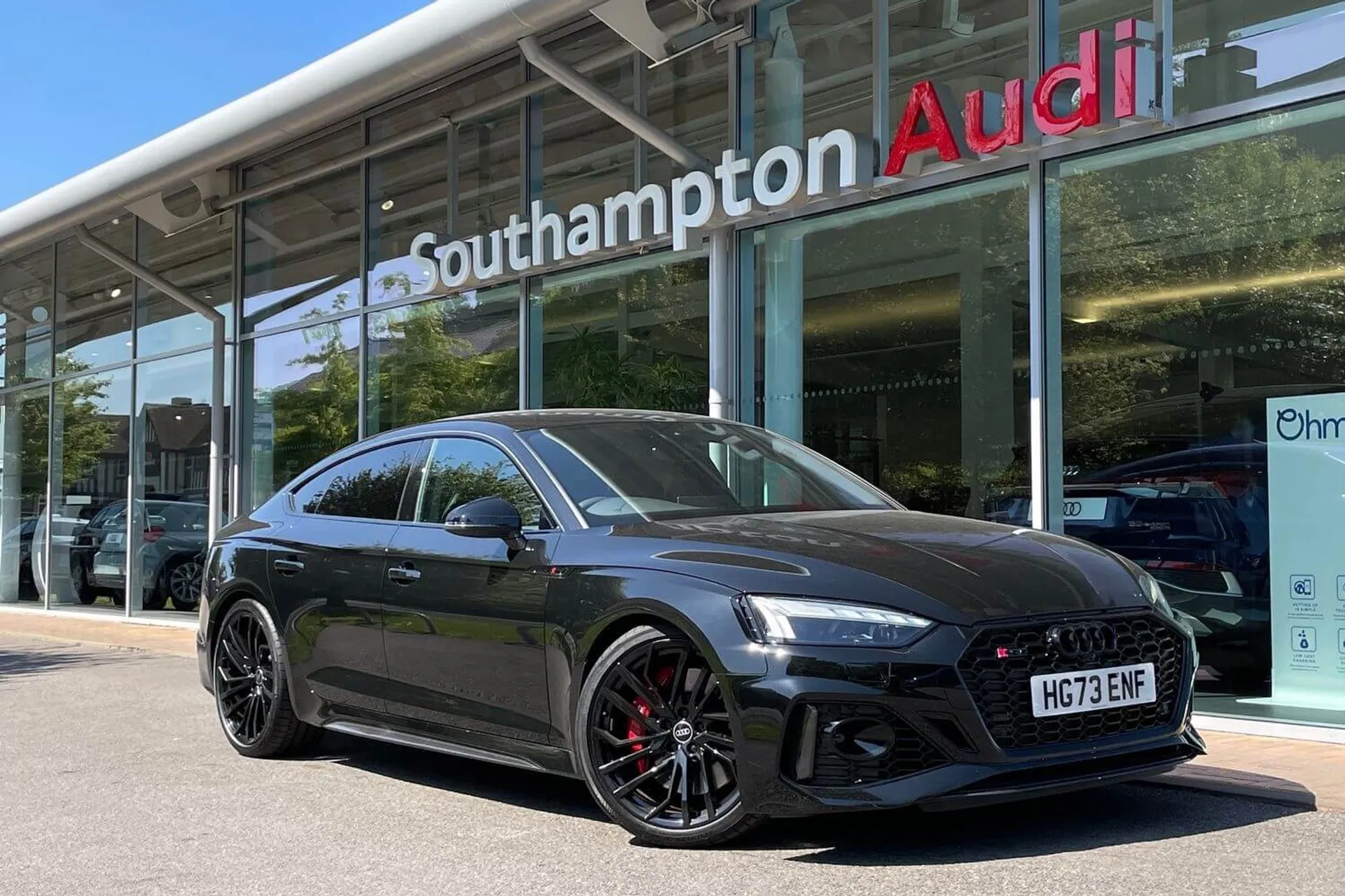 Audi RS5 focused image