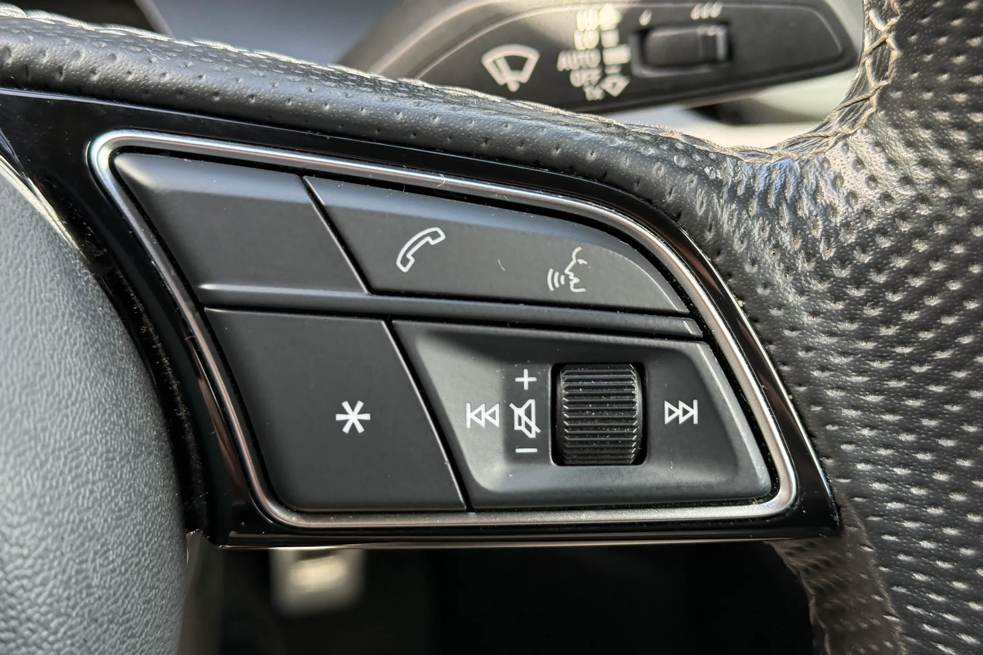 Audi A3 thumbnail image number 31