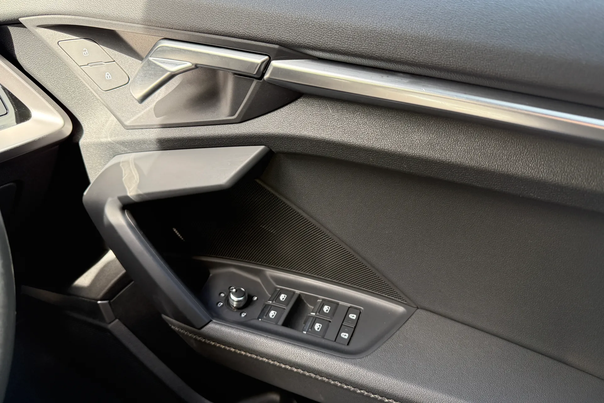 Audi A3 thumbnail image number 23