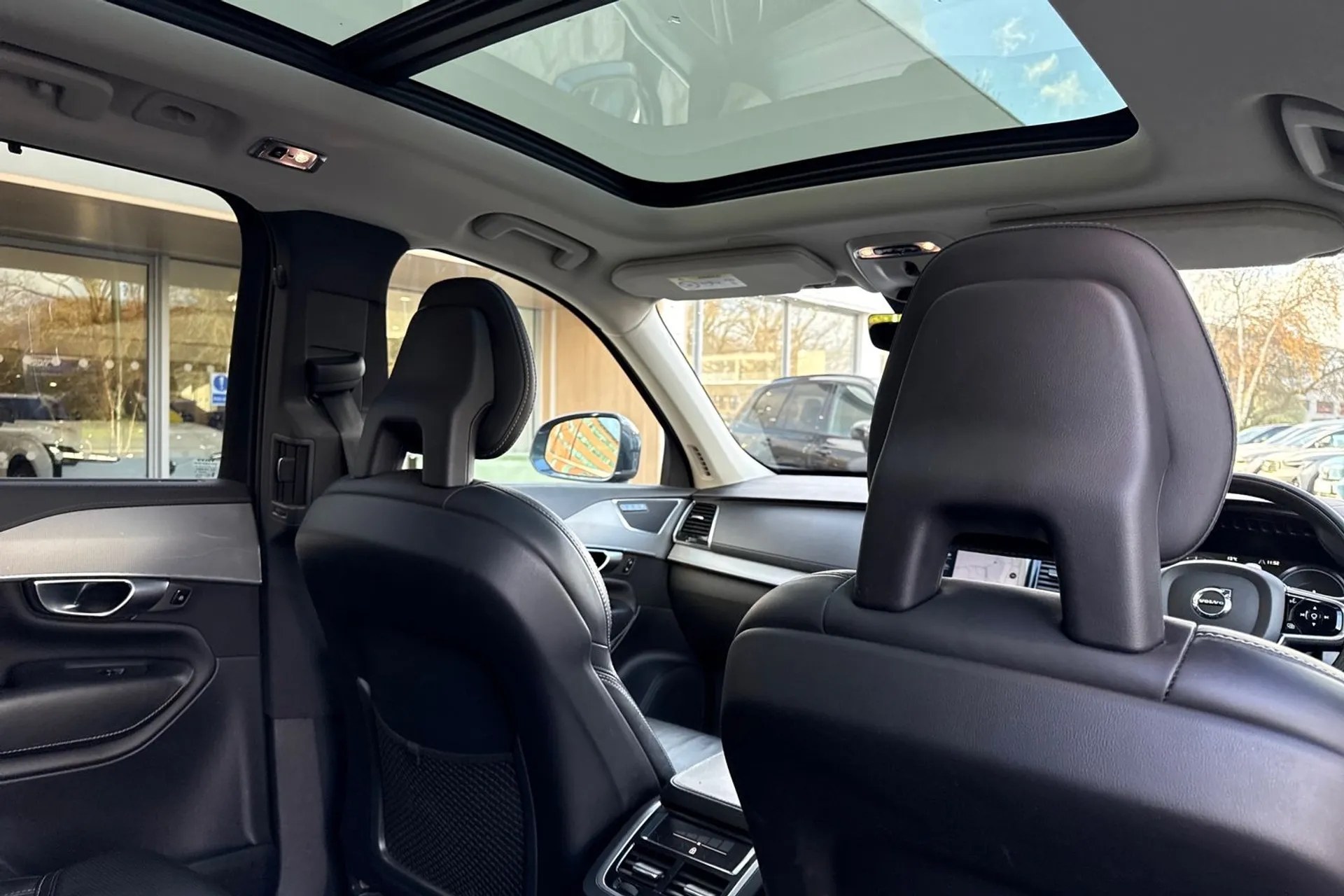 Volvo XC90 thumbnail image number 26