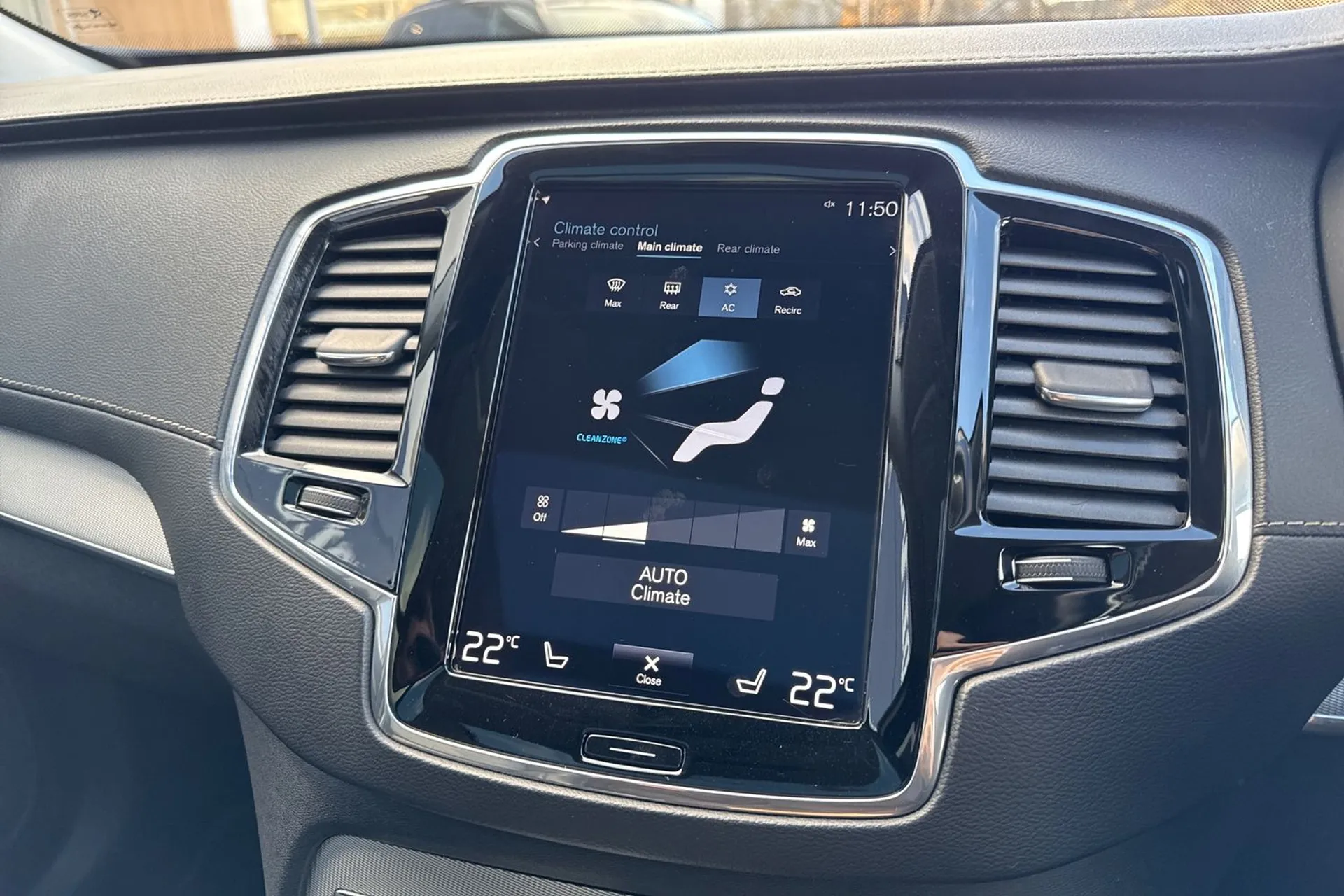 Volvo XC90 thumbnail image number 41