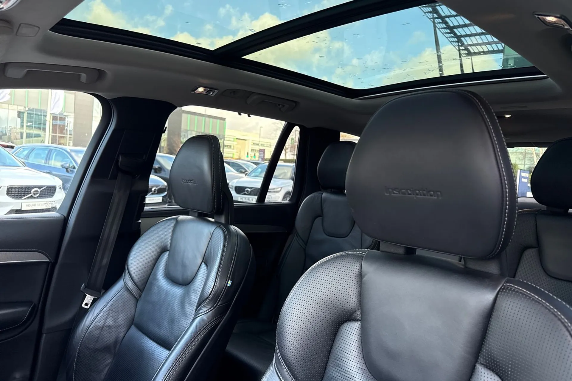 Volvo XC90 thumbnail image number 31