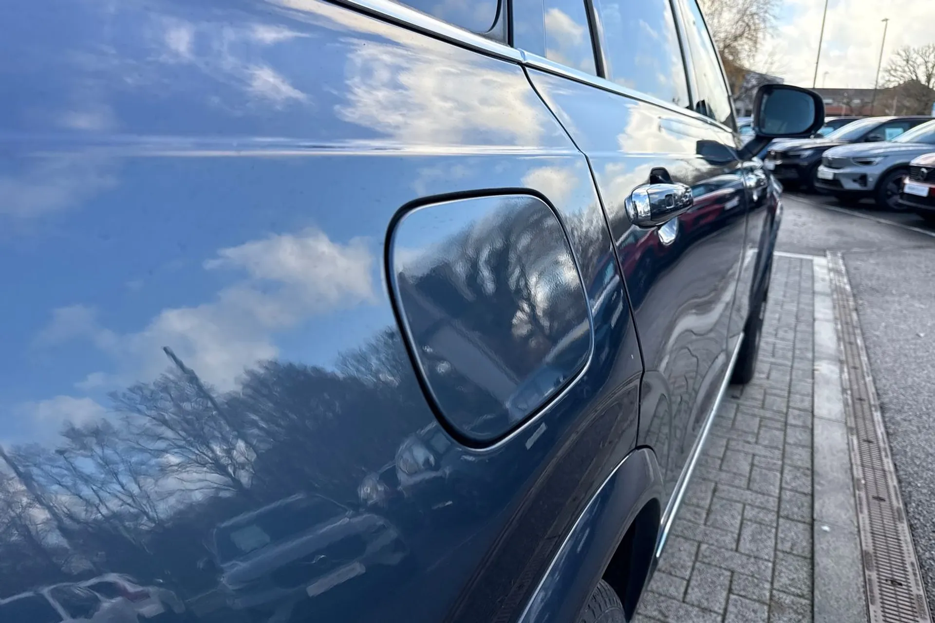 Volvo XC90 thumbnail image number 21