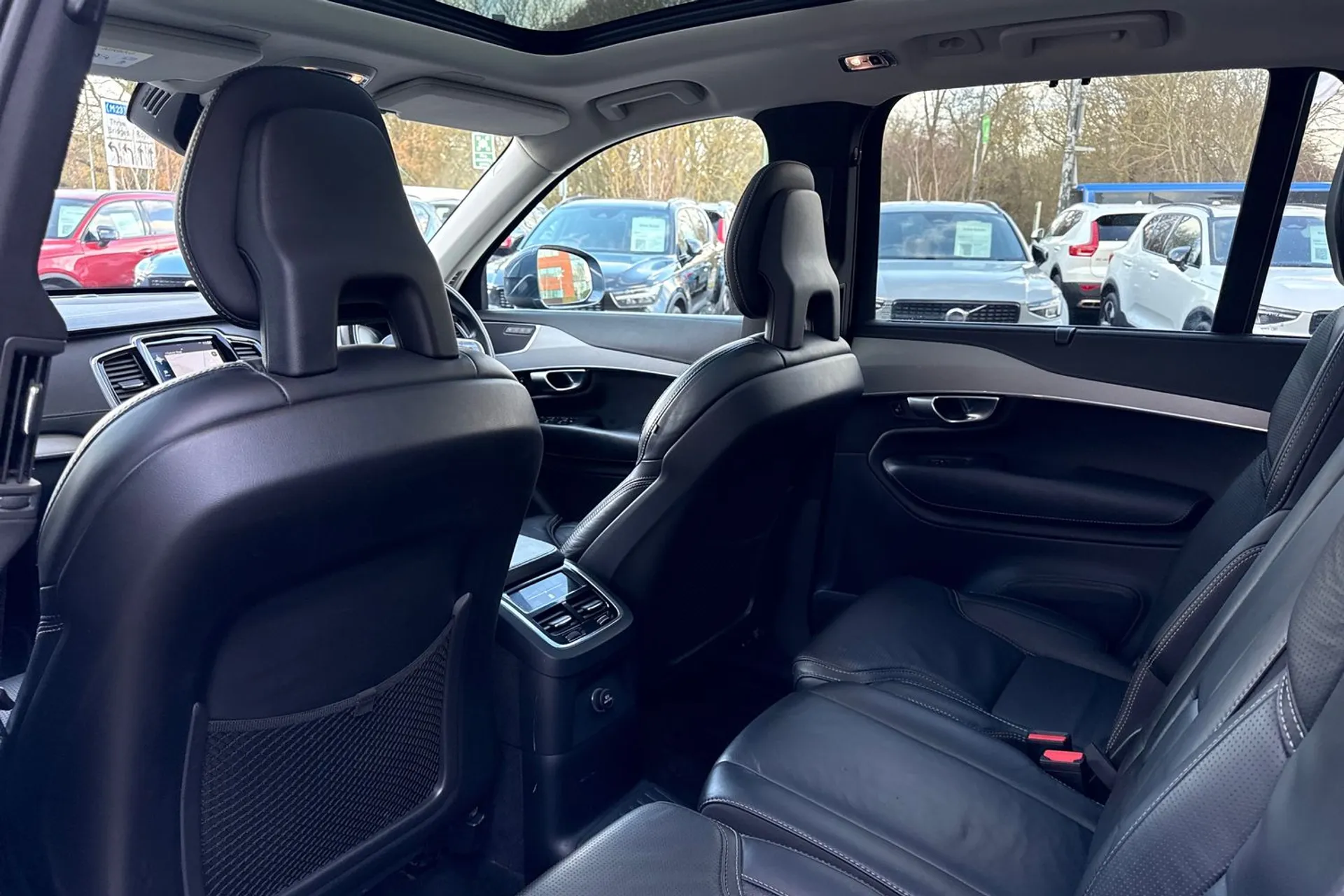 Volvo XC90 thumbnail image number 33