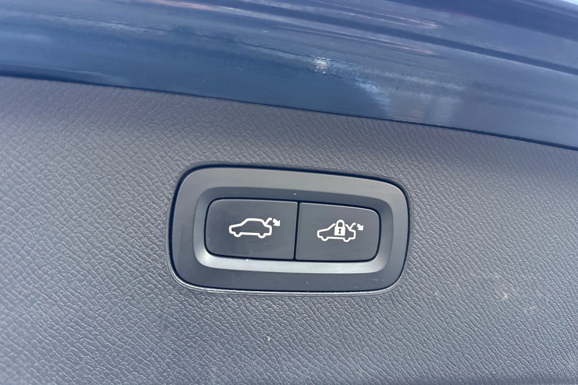 Volvo XC90 thumbnail image number 23