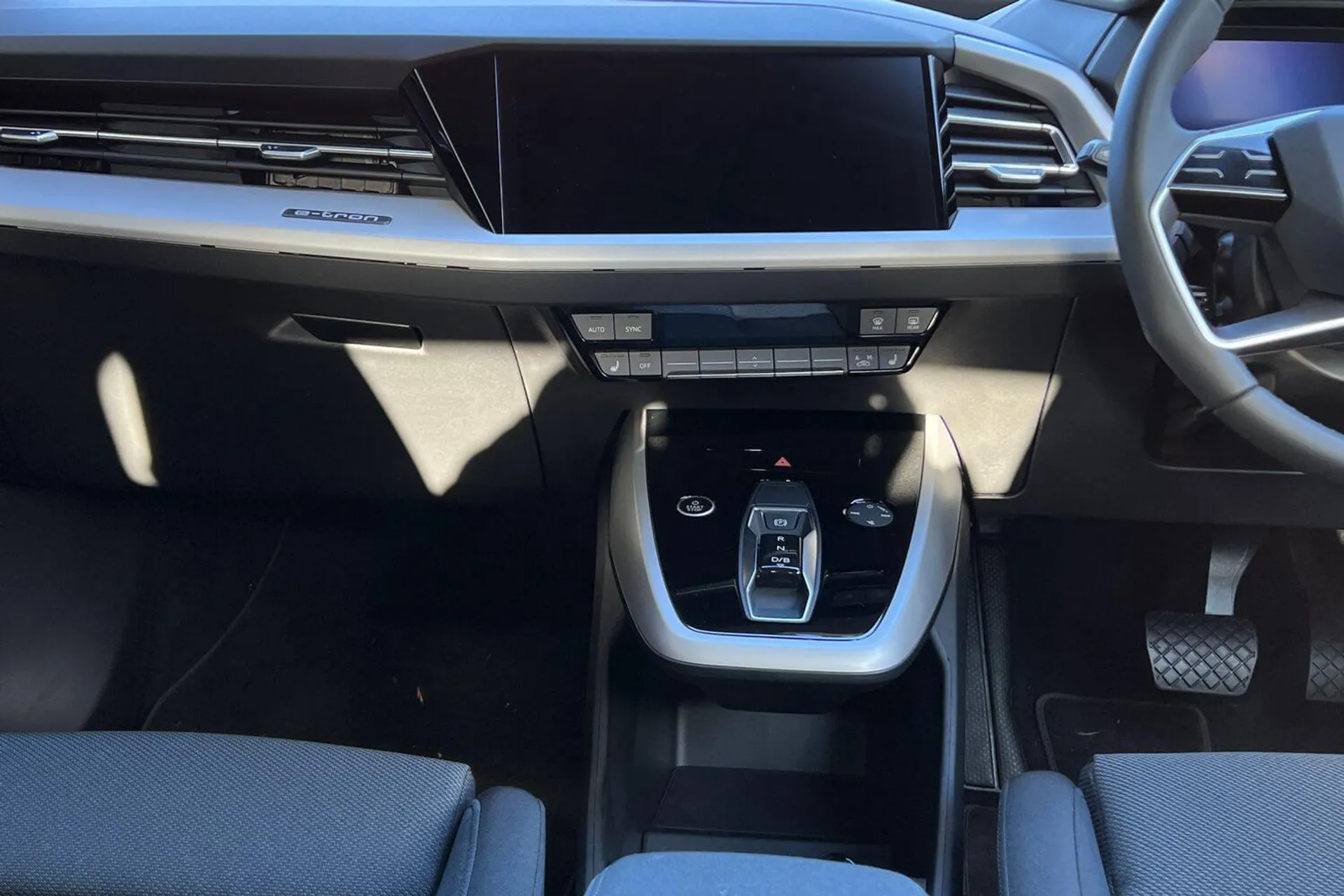Audi Q4 e-tron thumbnail image number 34
