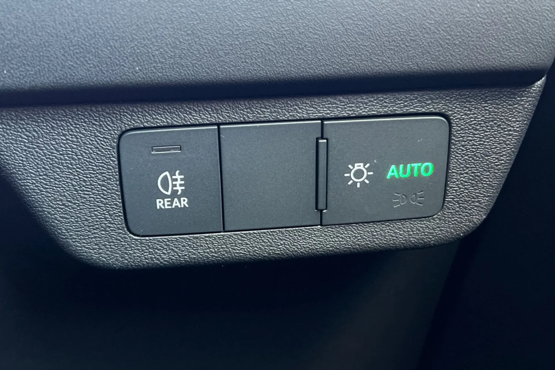 Audi Q4 e-tron thumbnail image number 57