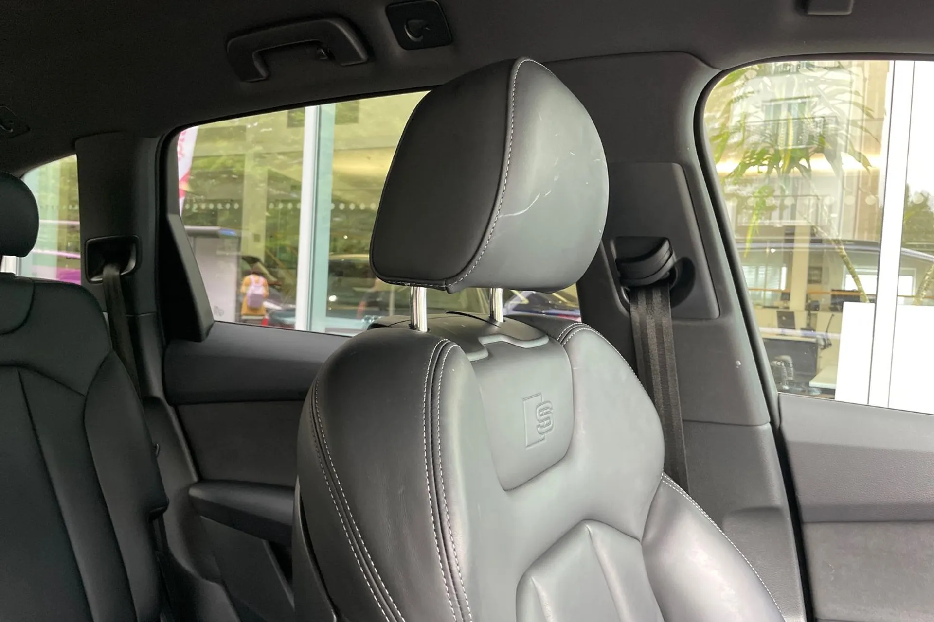 Audi Q7 thumbnail image number 46