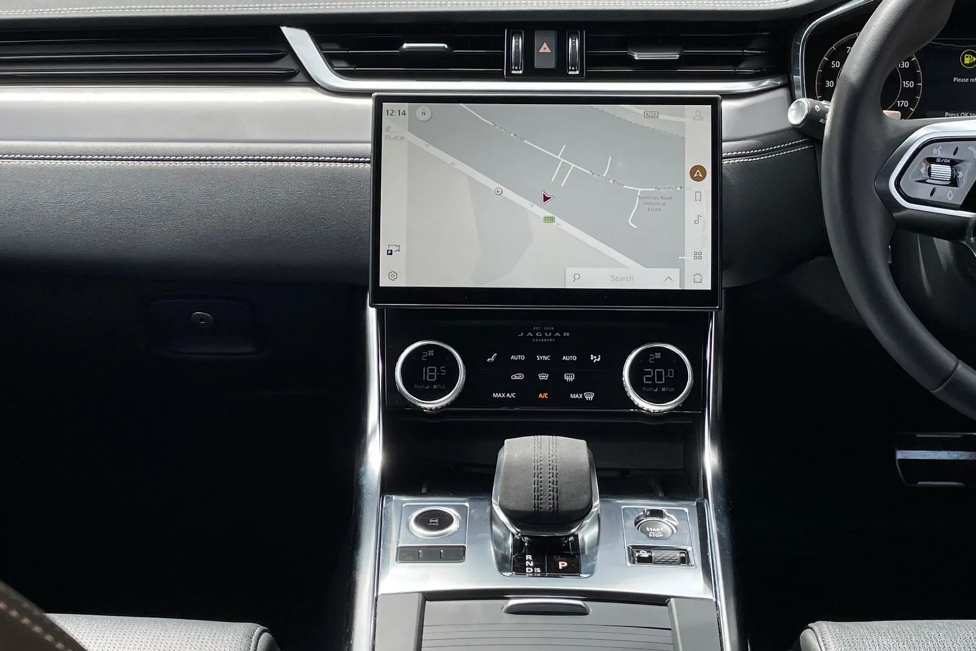 Jaguar XF thumbnail image number 36
