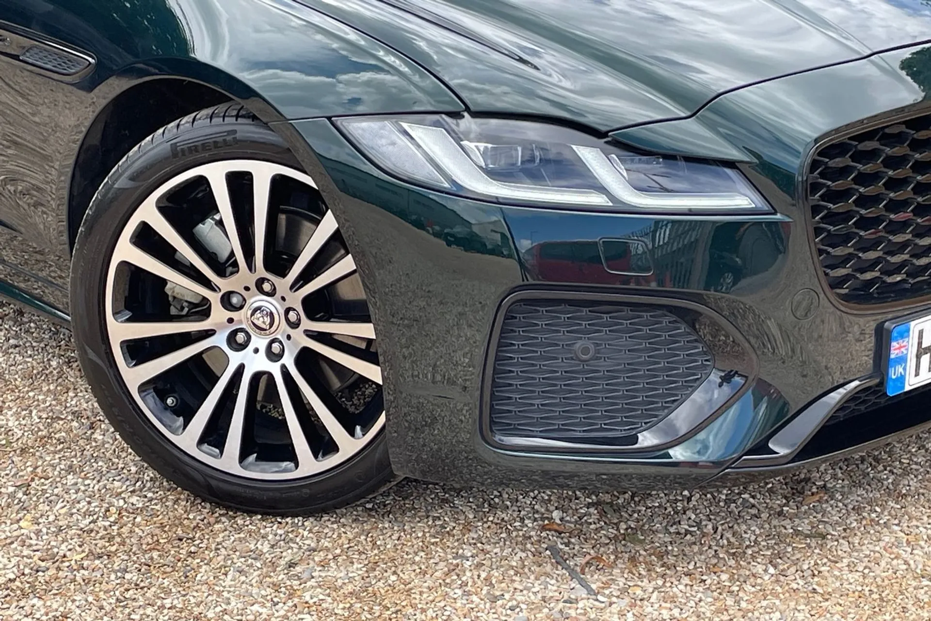 Jaguar XF thumbnail image number 7