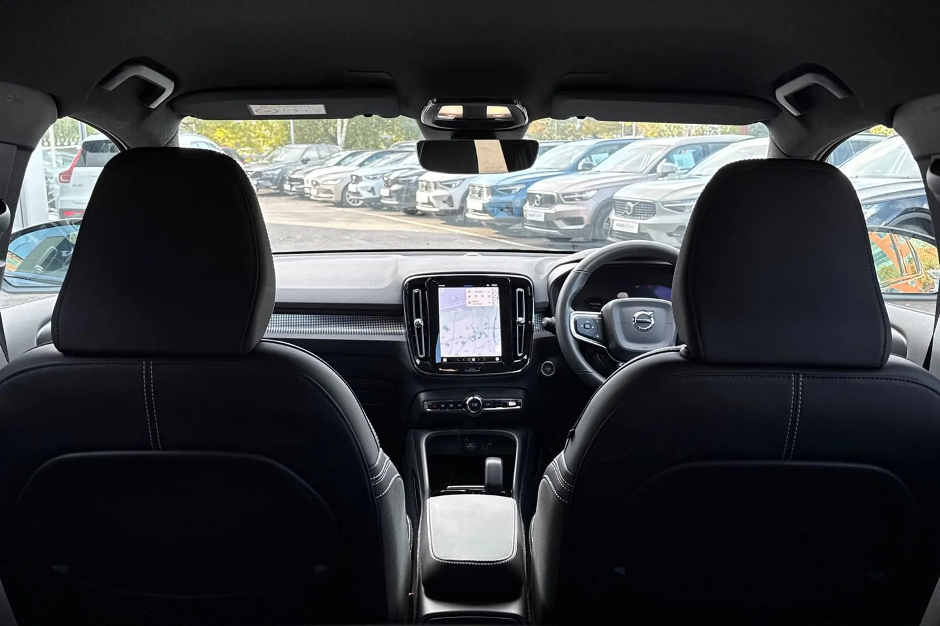 Volvo XC40 thumbnail image number 21