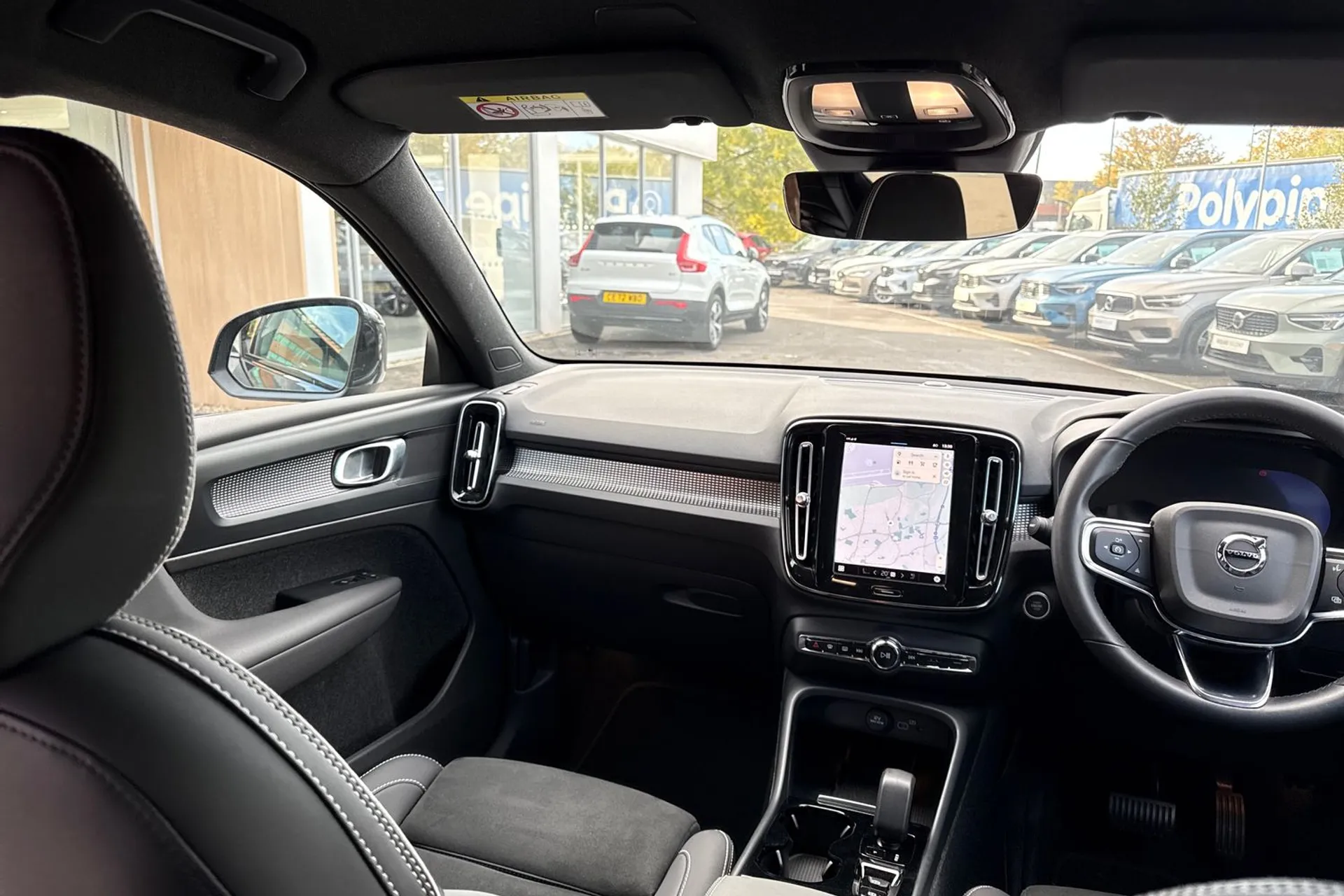 Volvo XC40 thumbnail image number 31