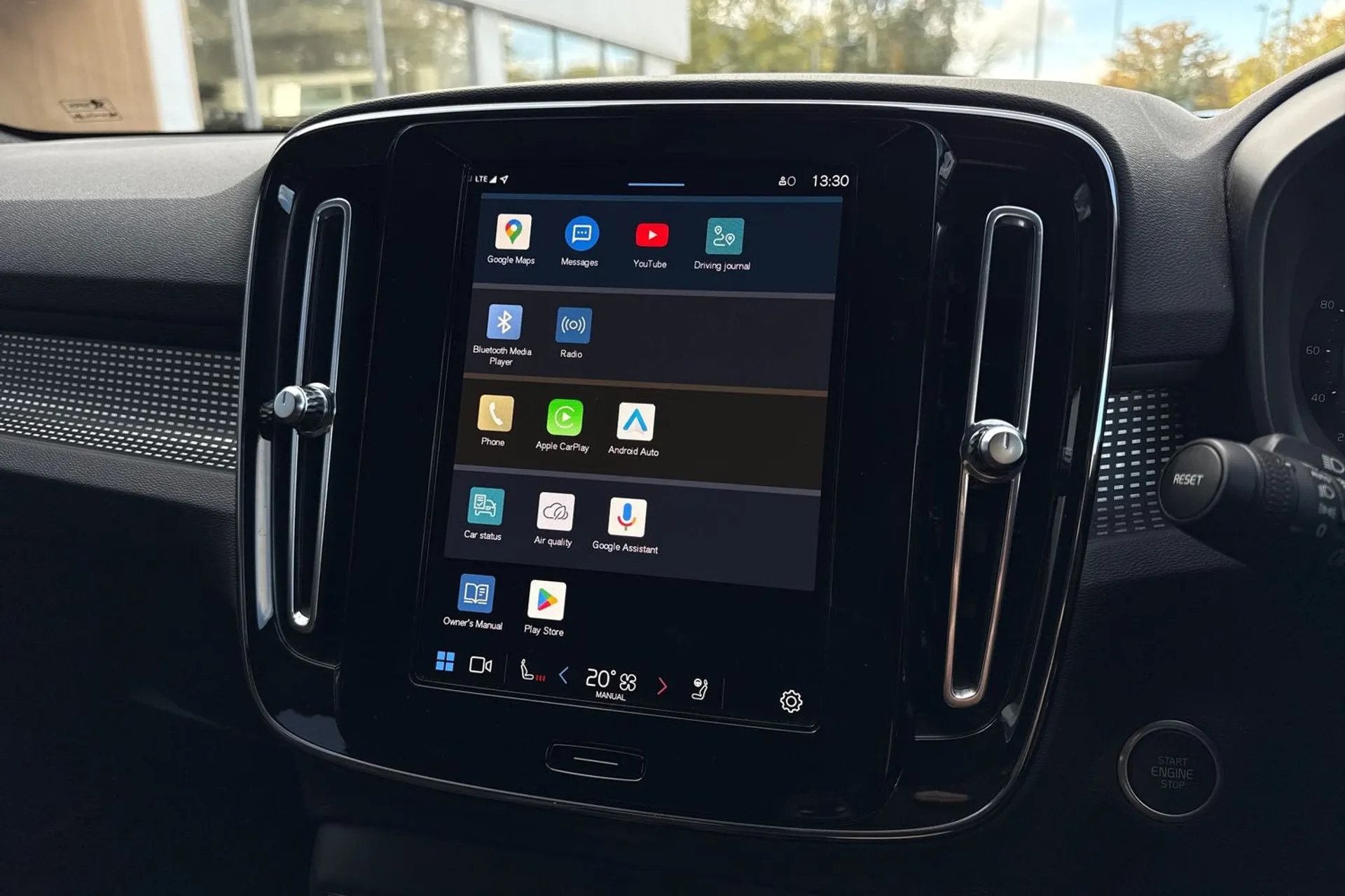 Volvo XC40 thumbnail image number 40