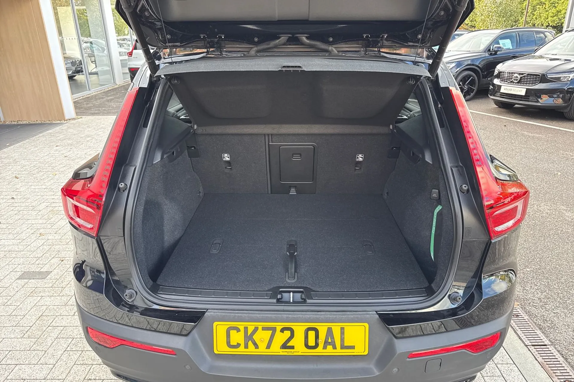 Volvo XC40 thumbnail image number 19