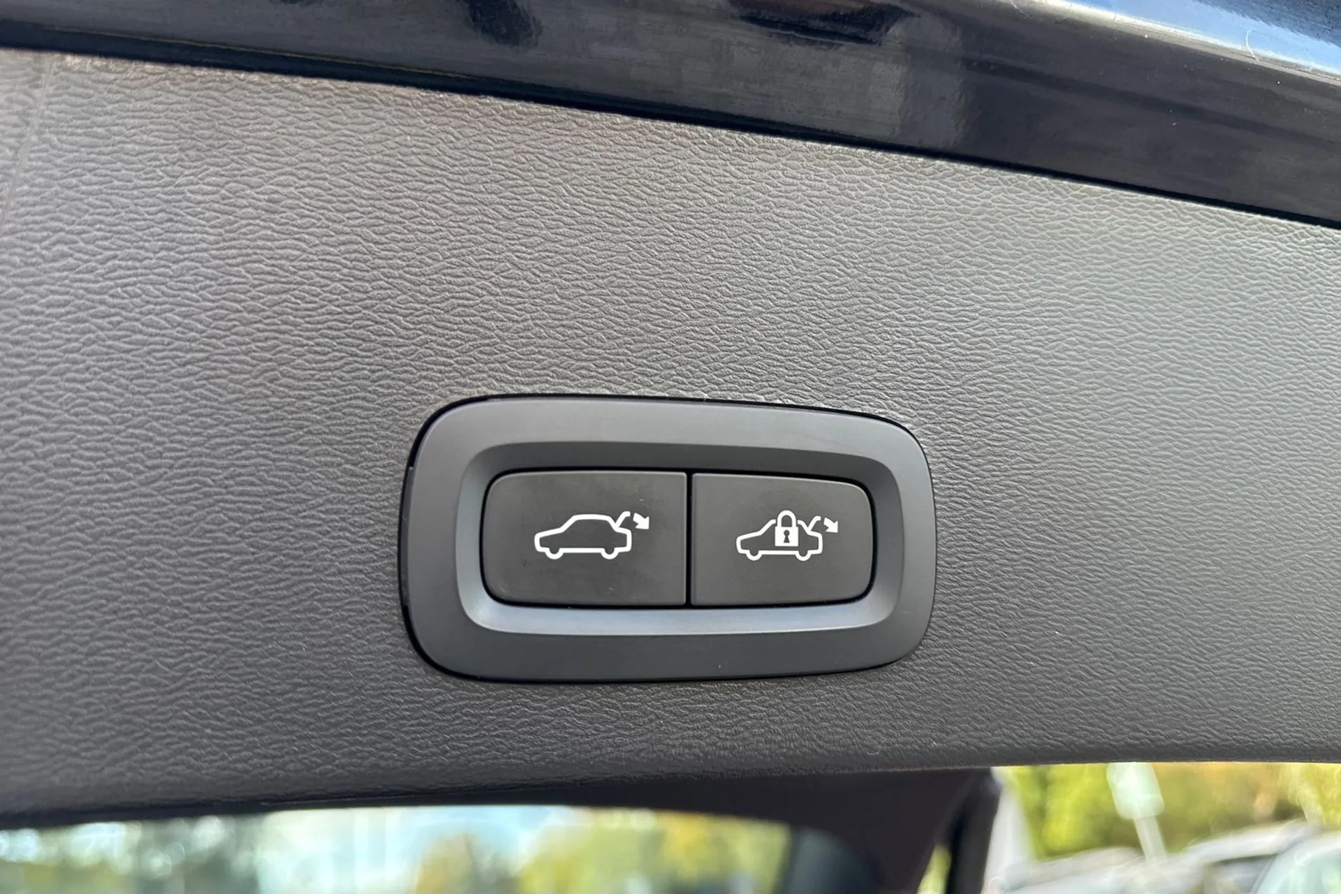 Volvo XC40 thumbnail image number 20