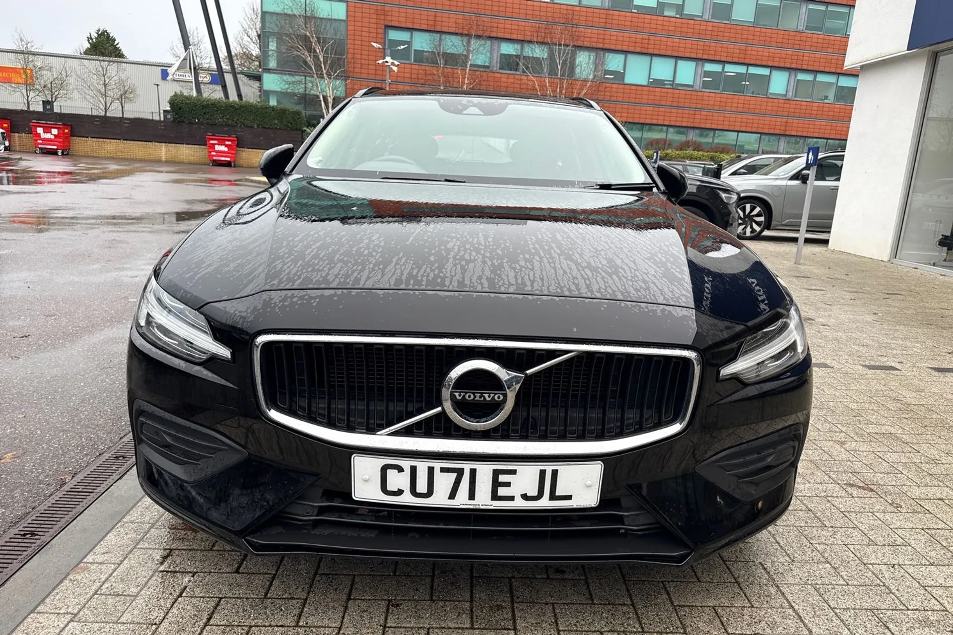 Volvo V60 thumbnail image number 9