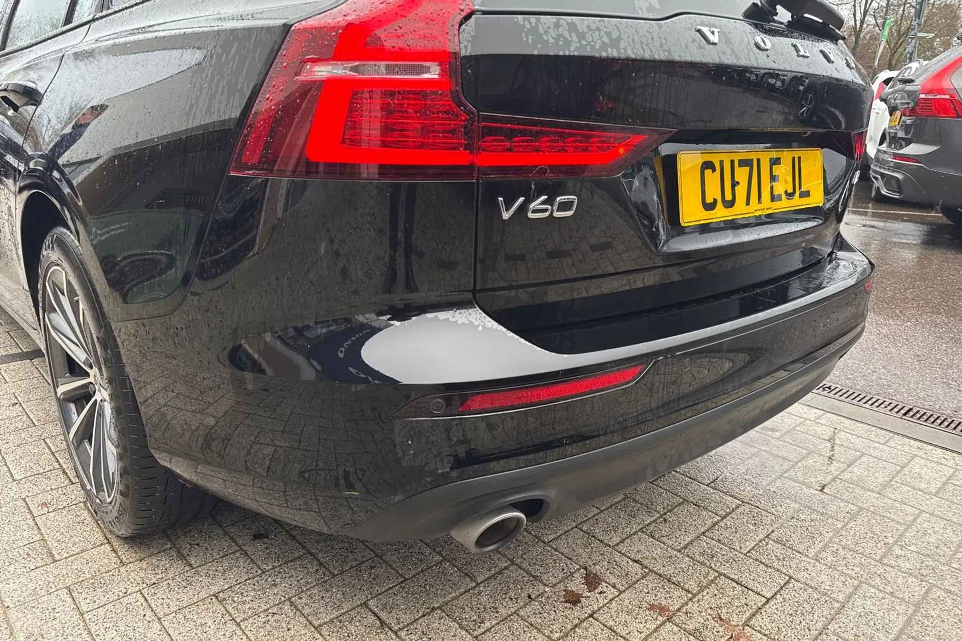 Volvo V60 thumbnail image number 14