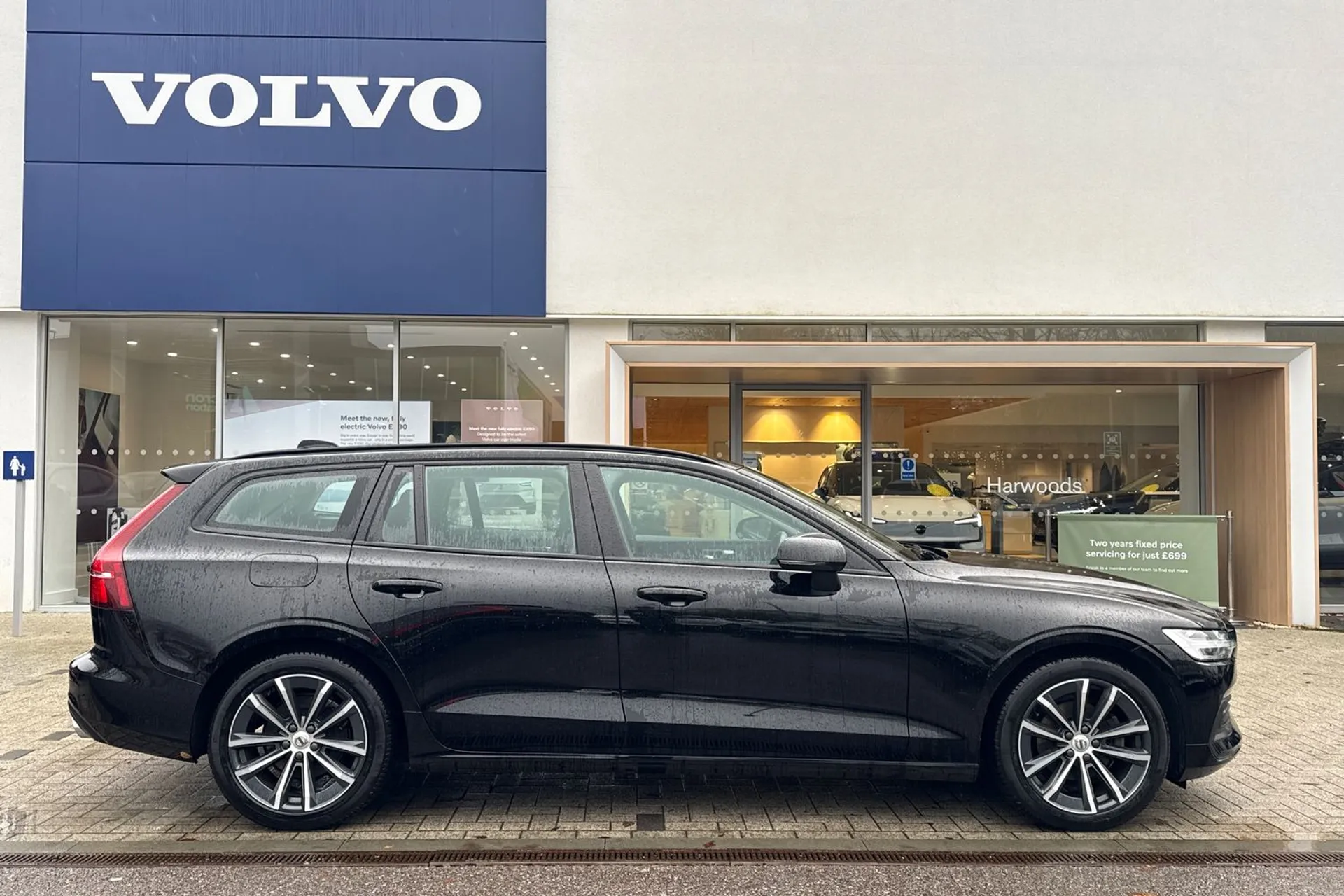 Volvo V60 thumbnail image number 4