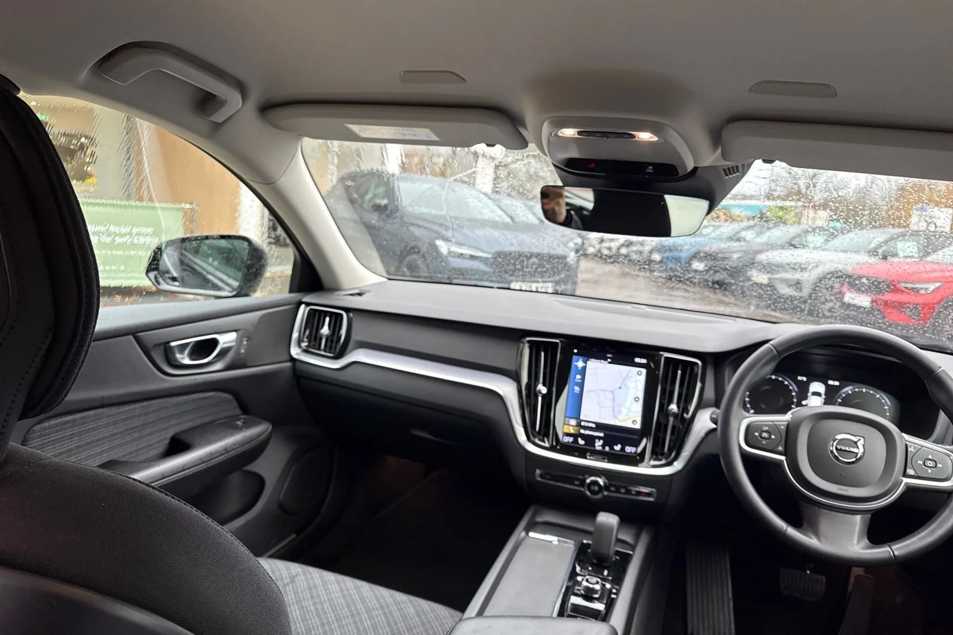 Volvo V60 thumbnail image number 30