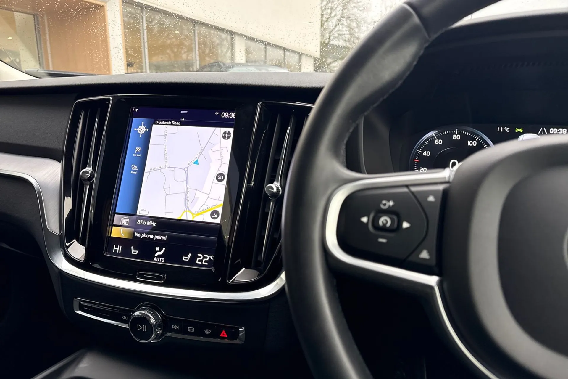 Volvo V60 thumbnail image number 34