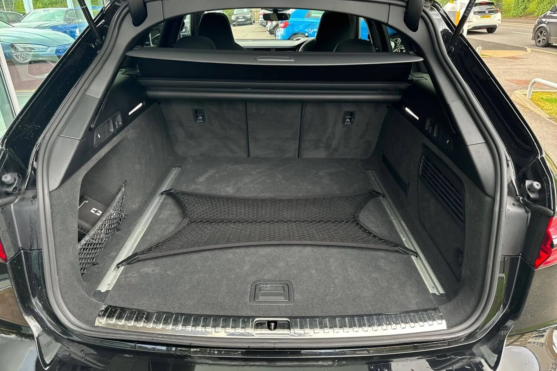 Audi RS6 thumbnail image number 21