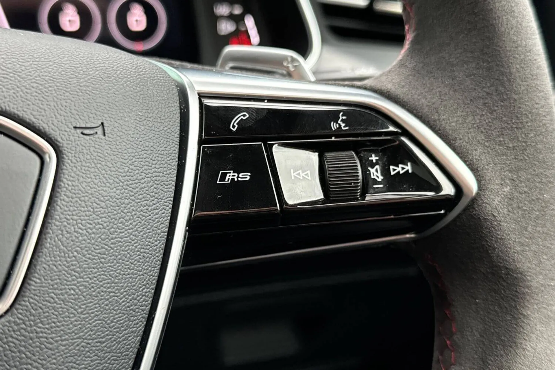 Audi RS6 thumbnail image number 46