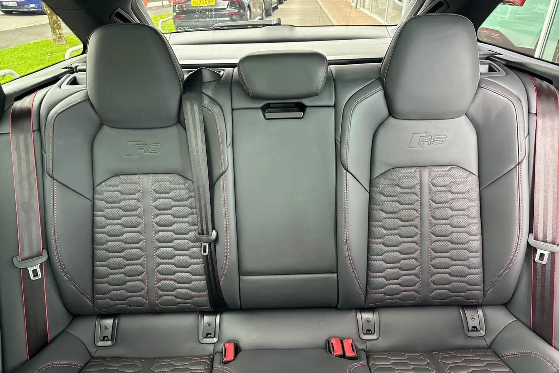 Audi RS6 thumbnail image number 39