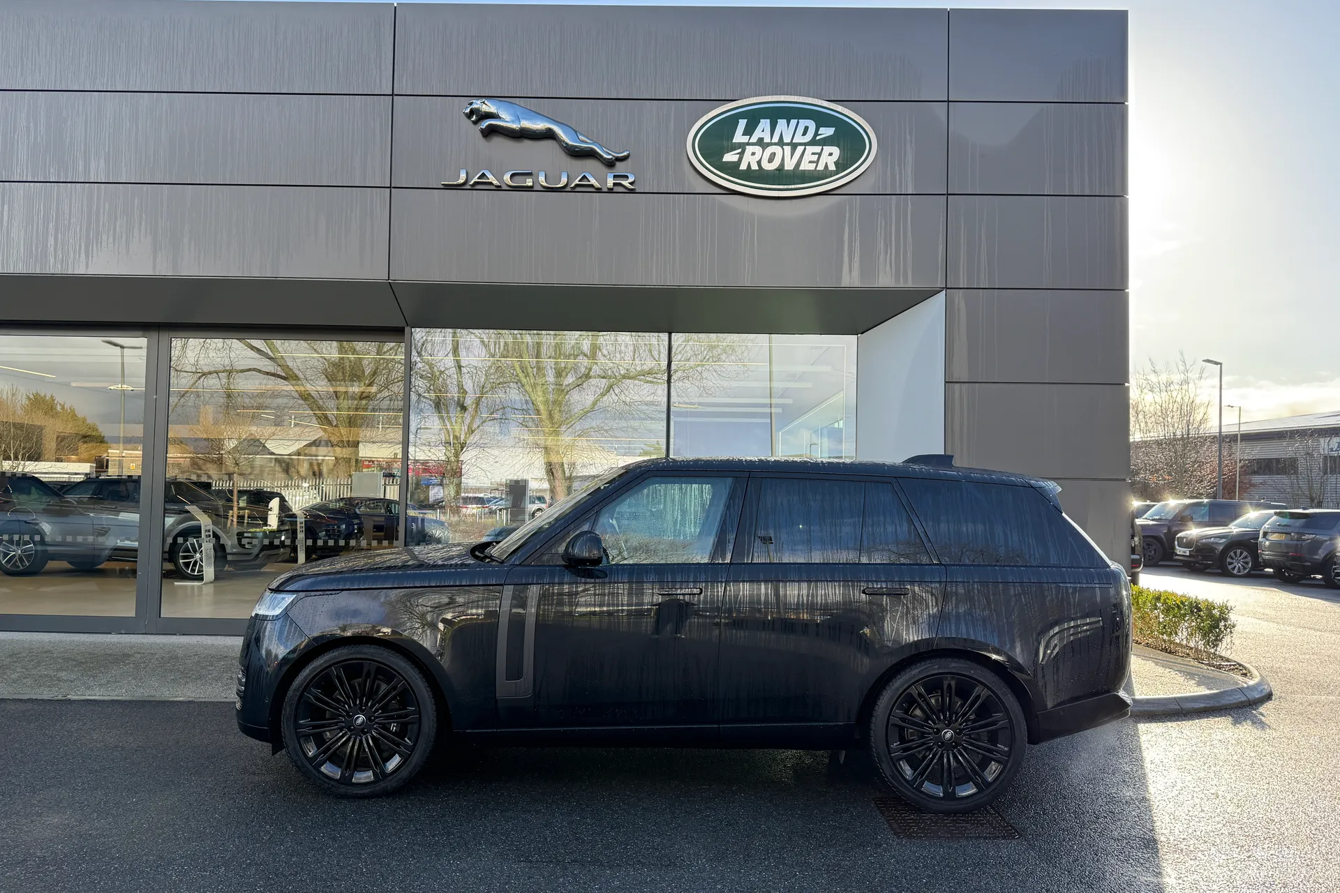 LAND ROVER RANGE ROVER thumbnail image number 31