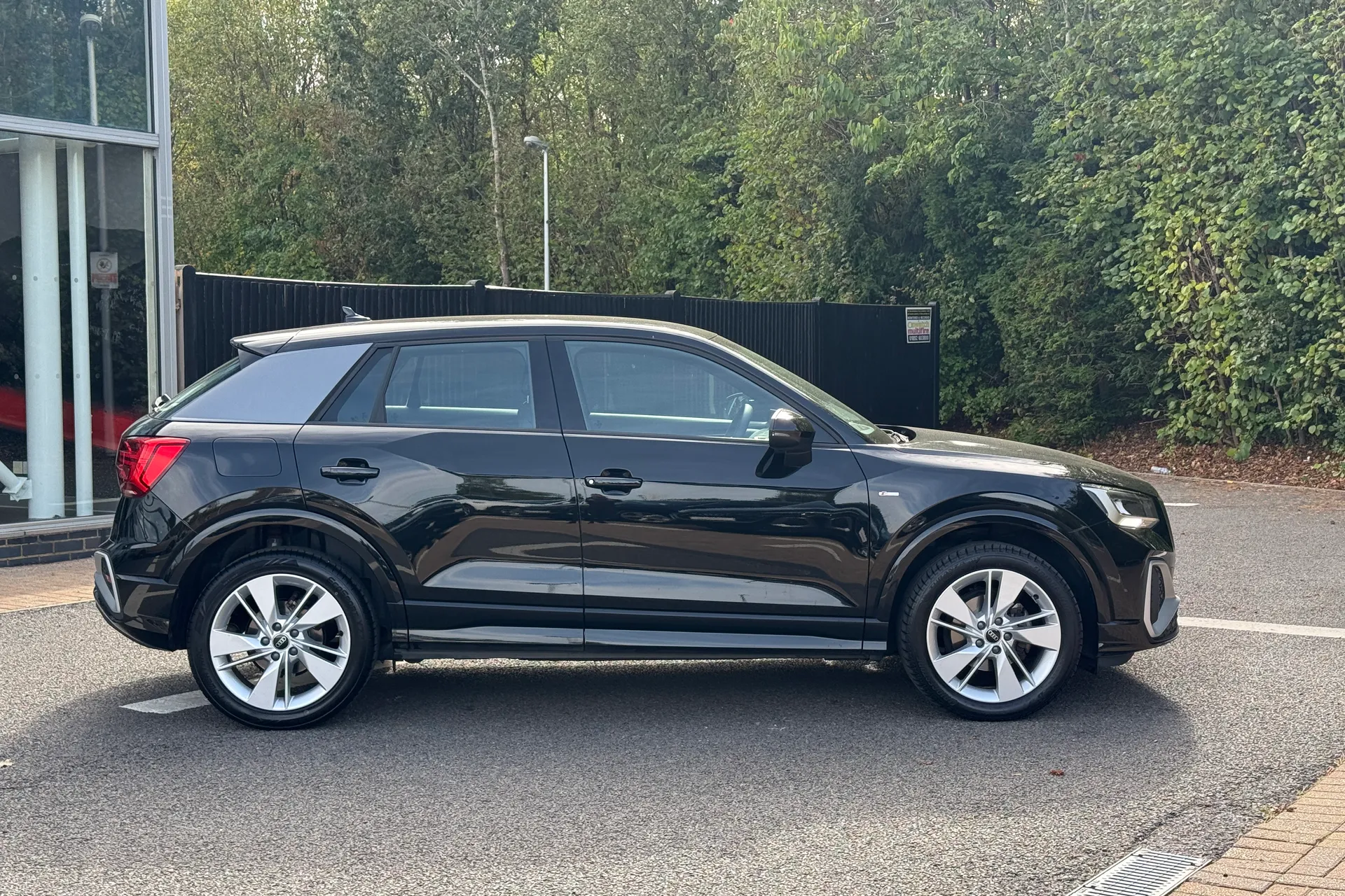 Audi Q2 thumbnail image number 23