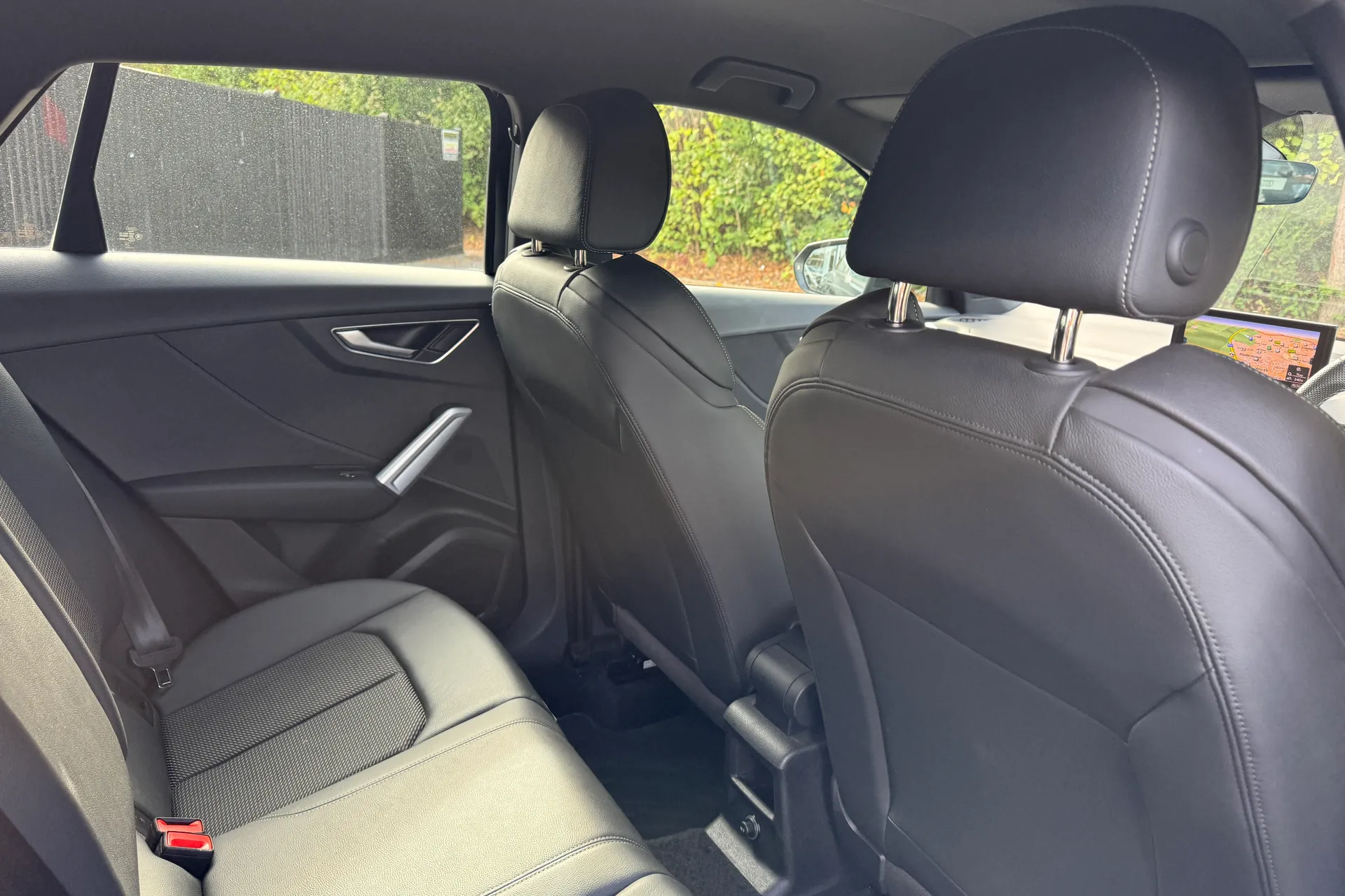 Audi Q2 thumbnail image number 27