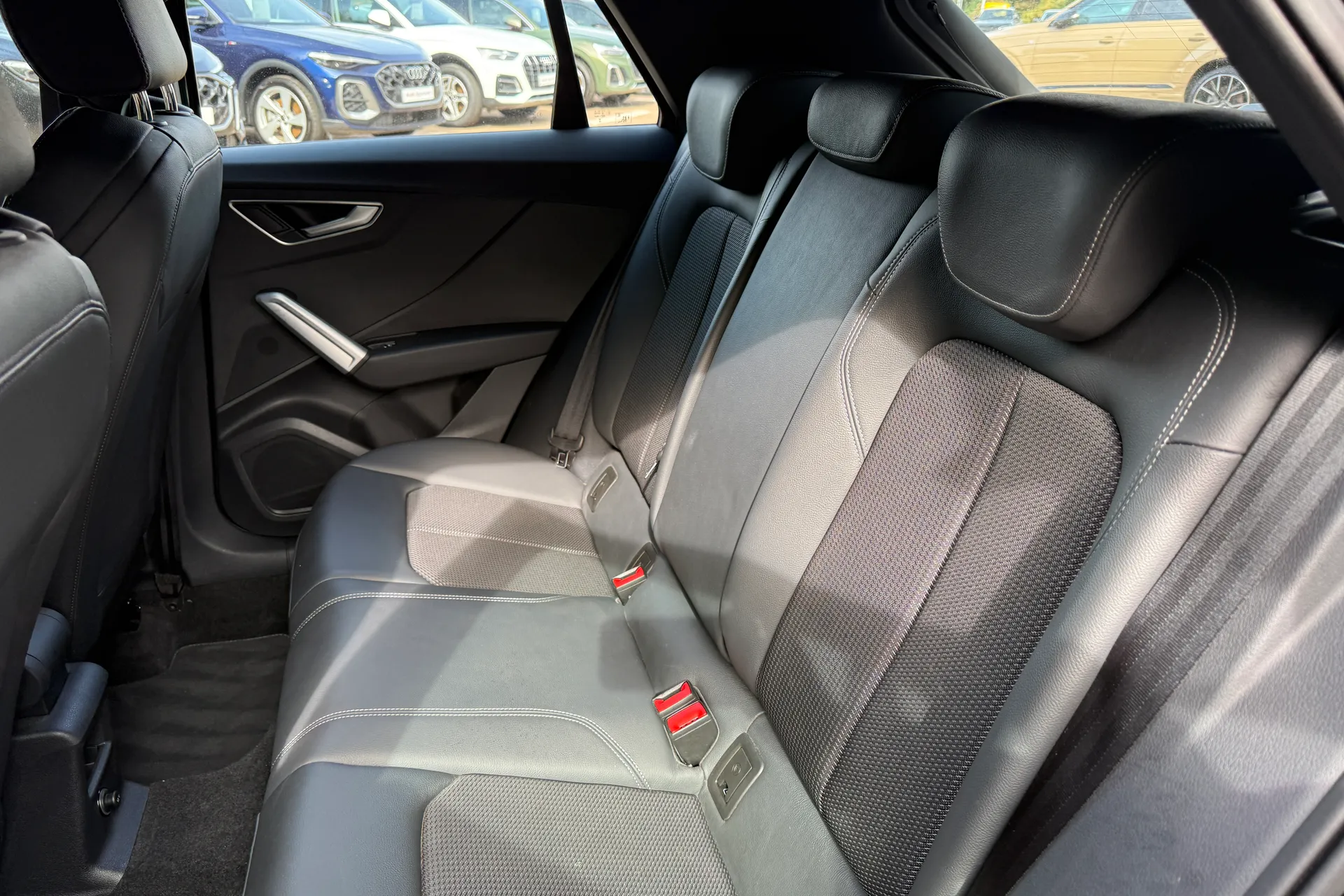 Audi Q2 thumbnail image number 41