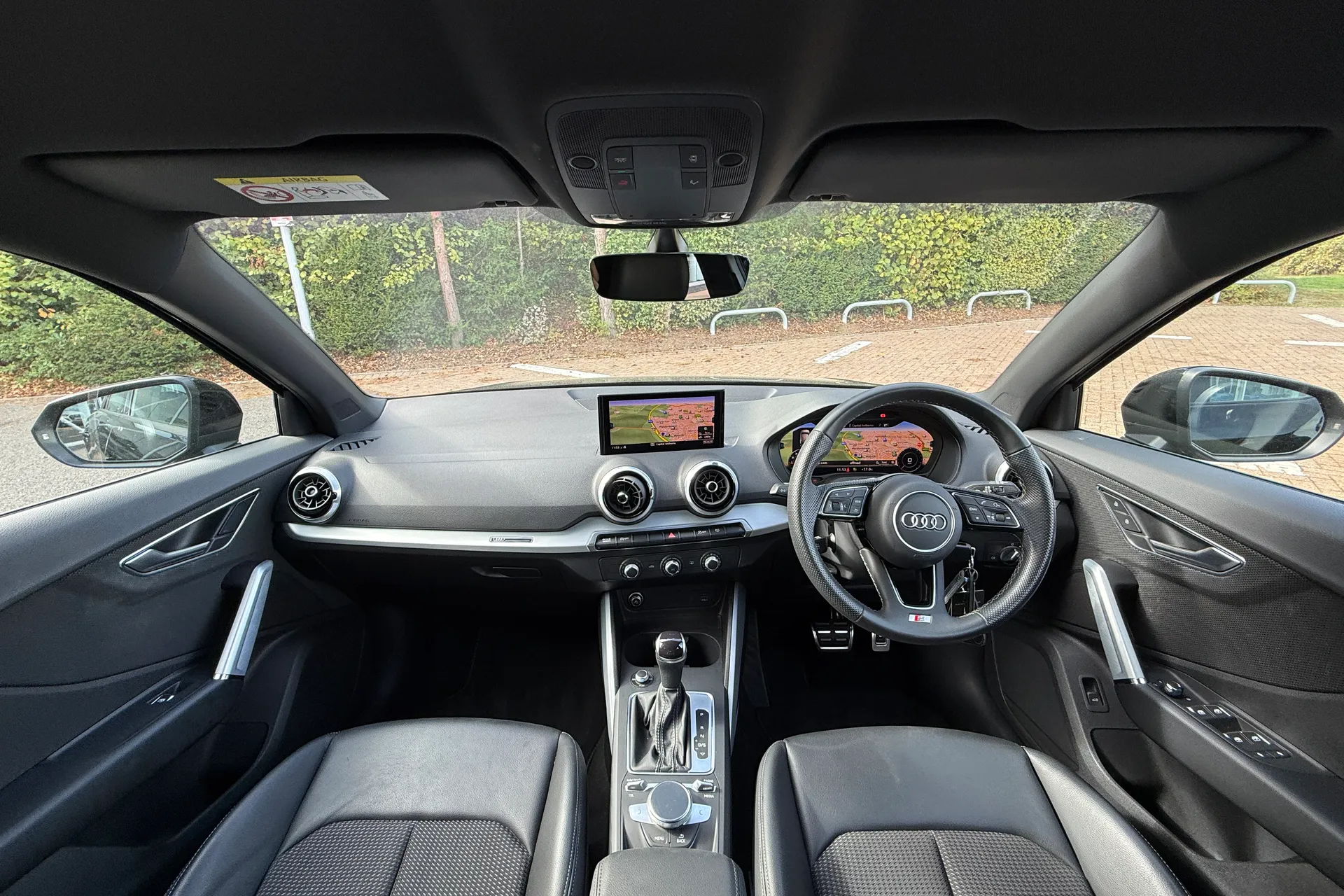 Audi Q2 thumbnail image number 28