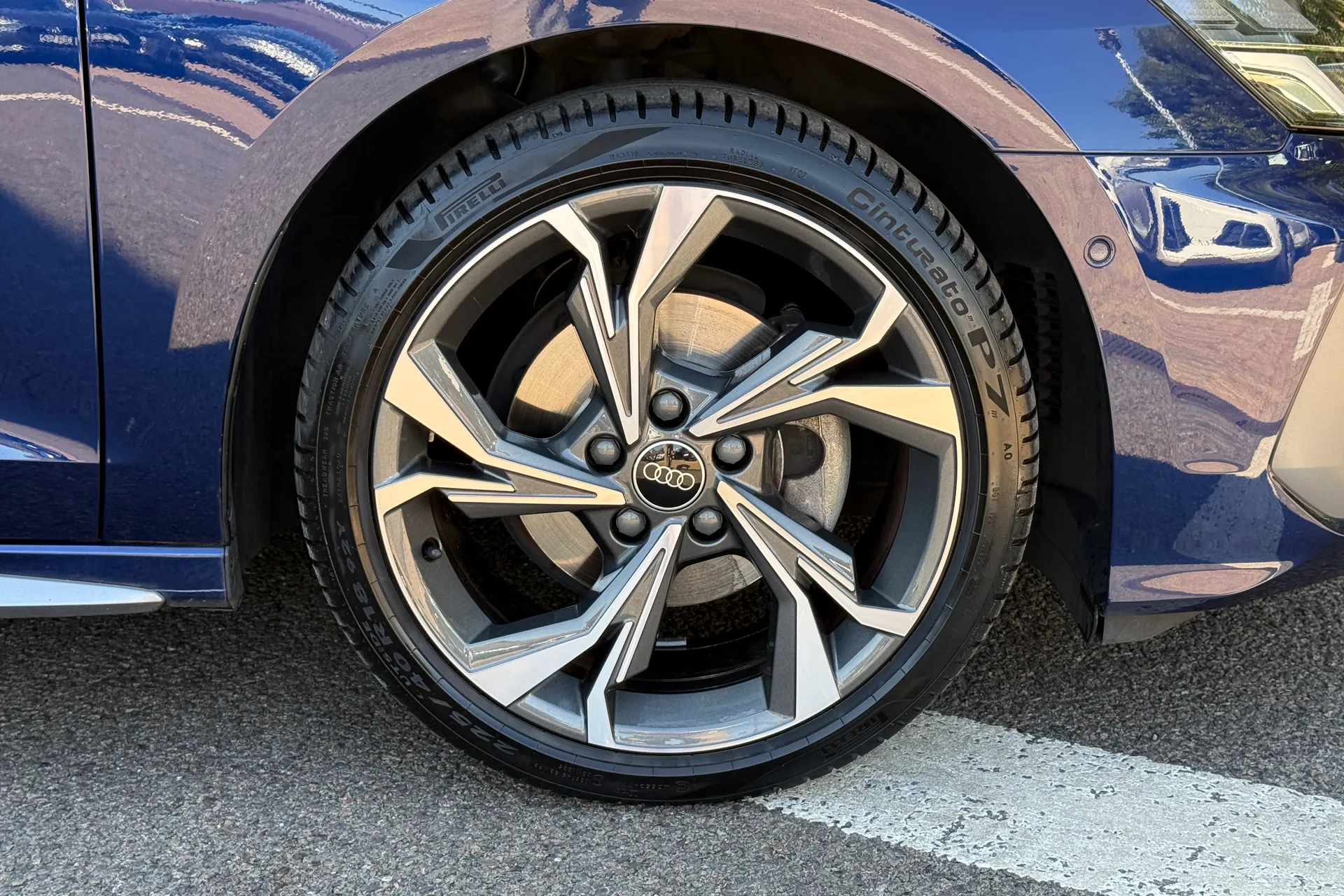 Audi A3 thumbnail image number 32