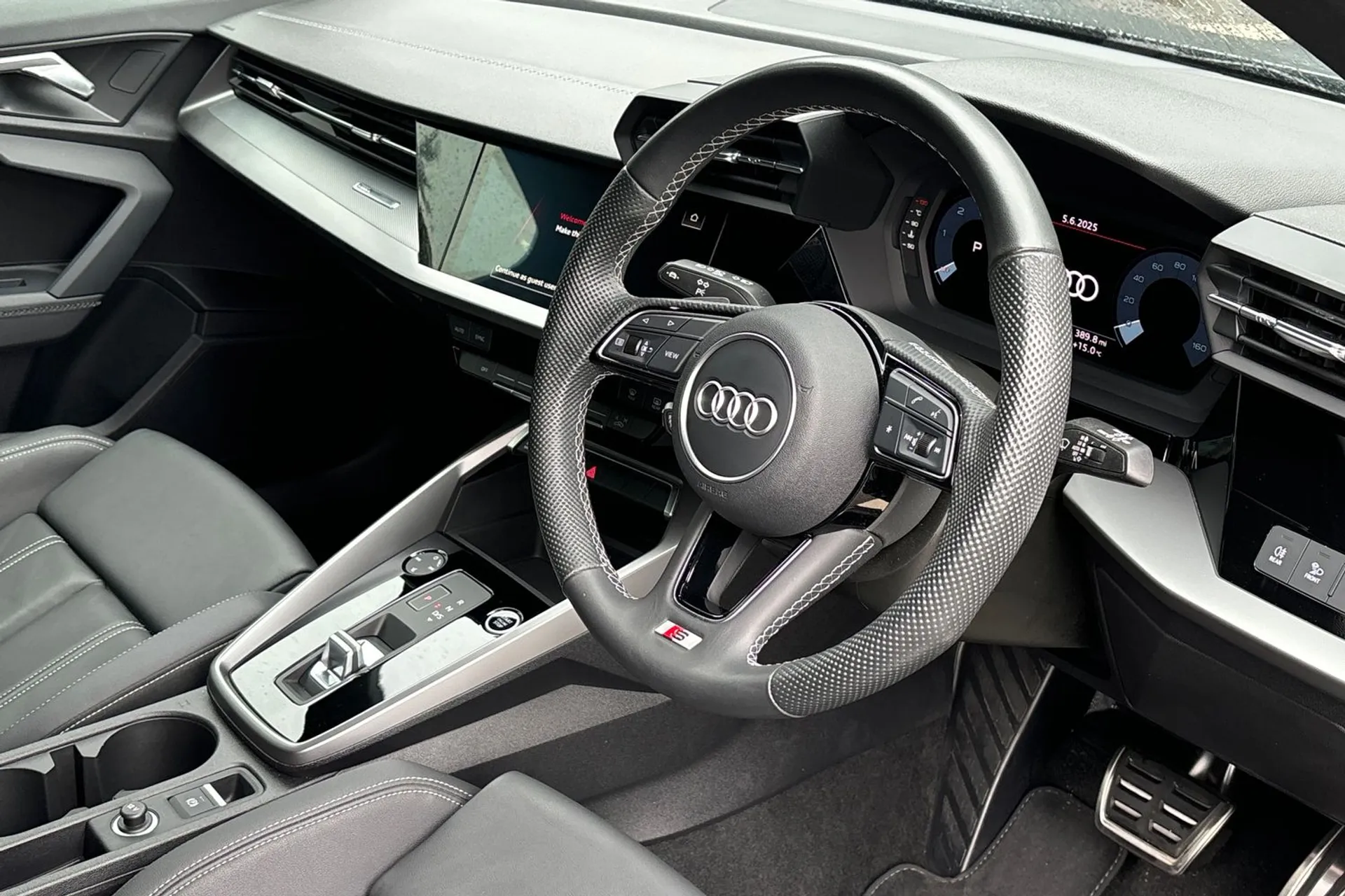 Audi A3 thumbnail image number 25