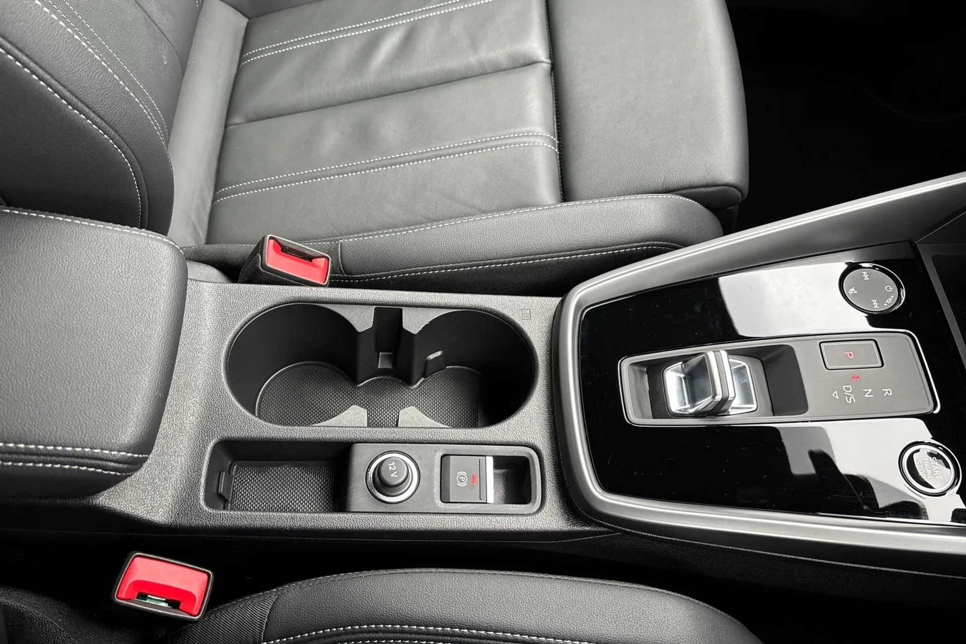 Audi A3 thumbnail image number 43