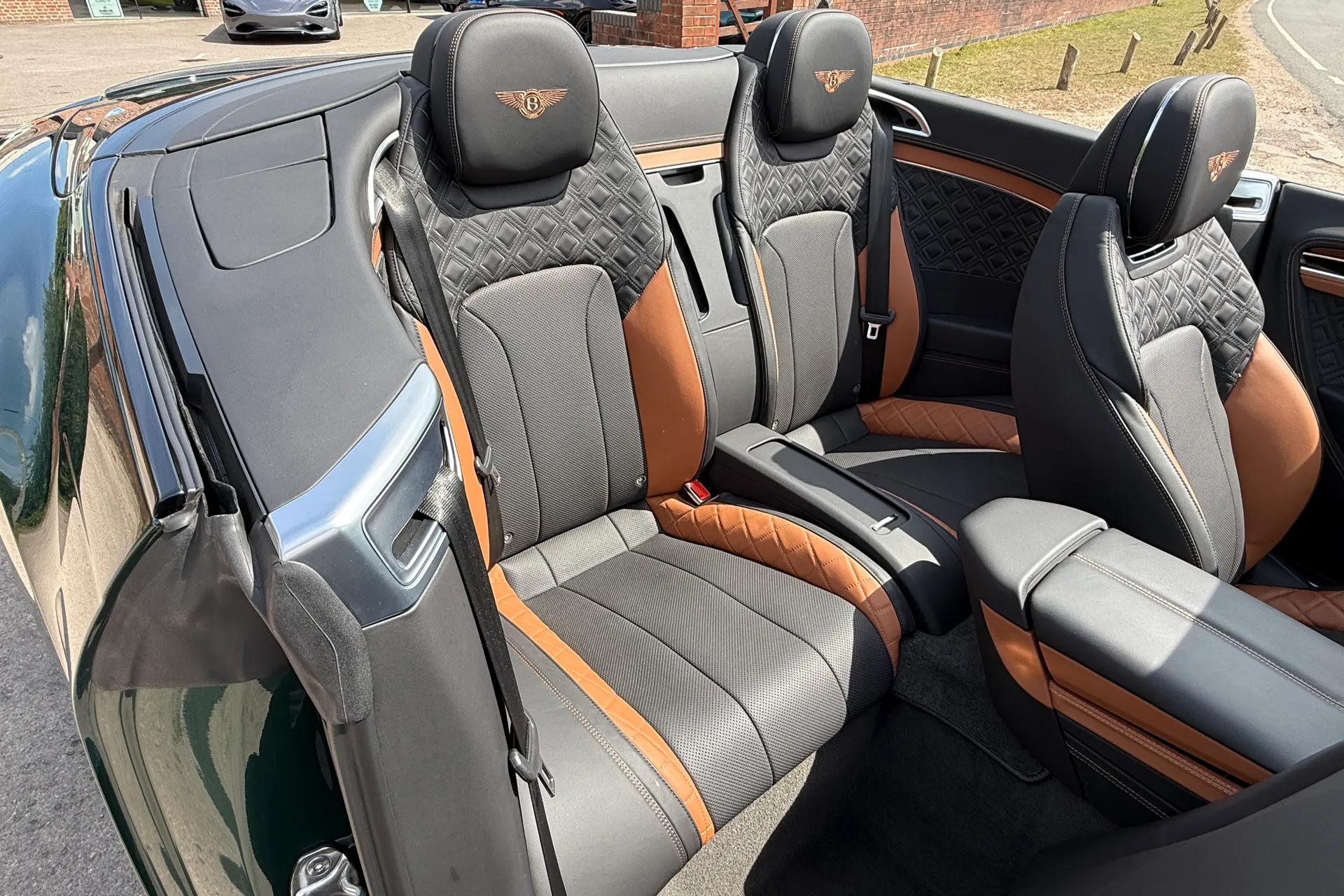 Bentley CONTINENTAL GTC thumbnail image number 20