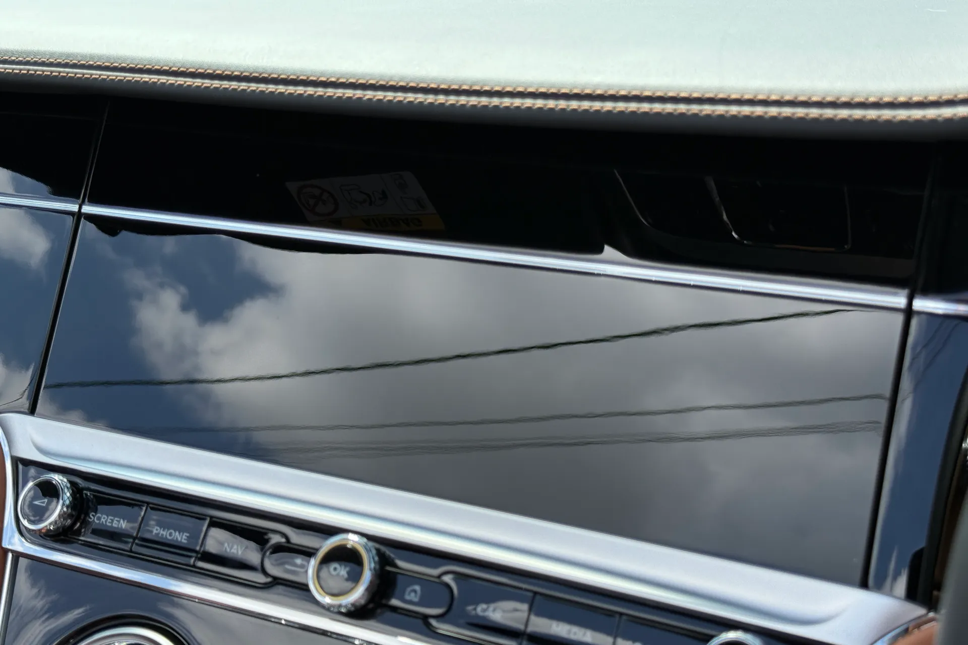 Bentley CONTINENTAL GTC thumbnail image number 40