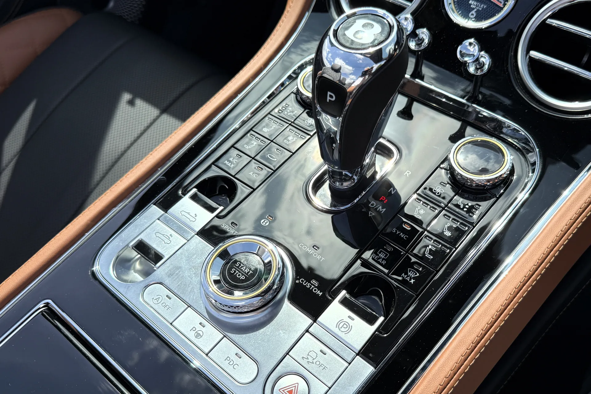 Bentley CONTINENTAL GTC thumbnail image number 41