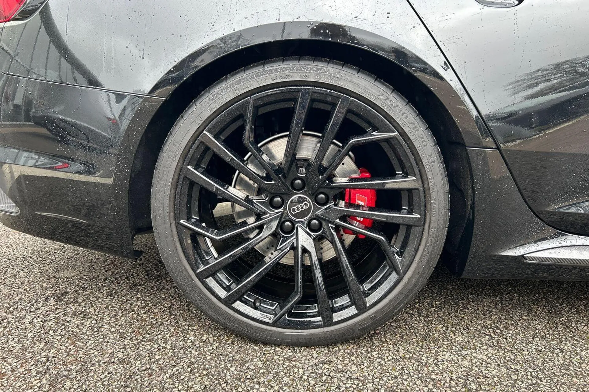 Audi RS4 thumbnail image number 12