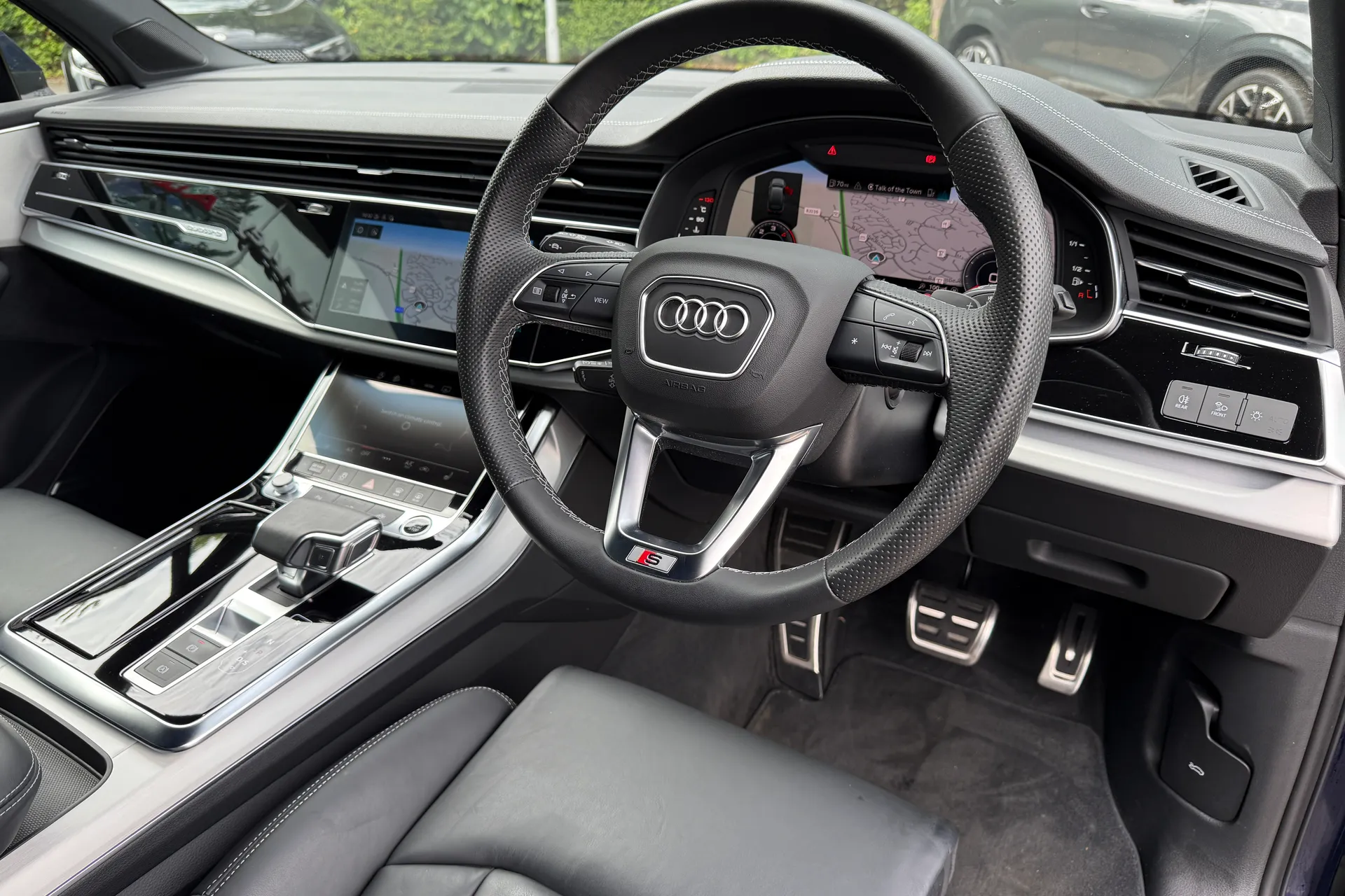 Audi Q7 thumbnail image number 30