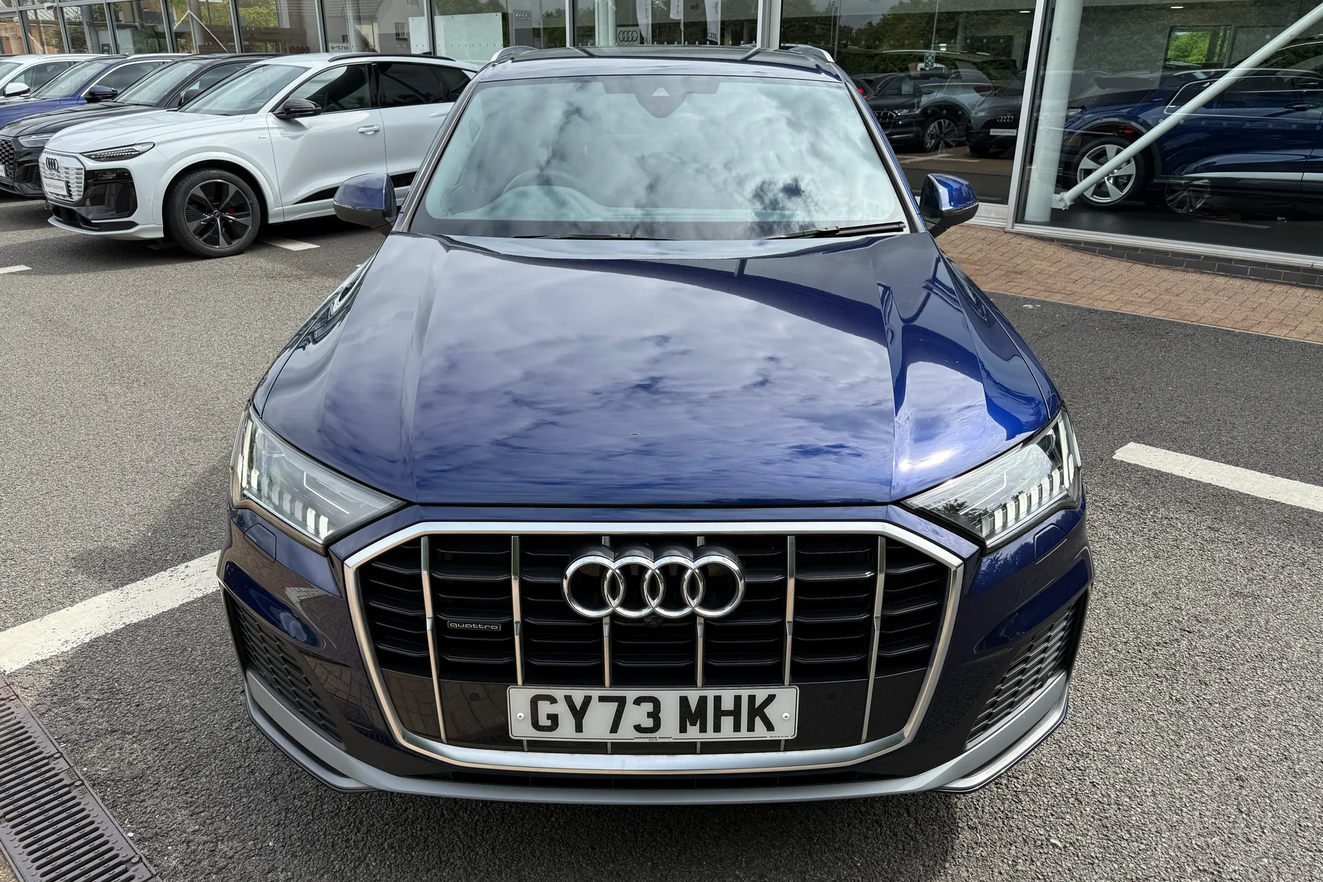 Audi Q7 thumbnail image number 60