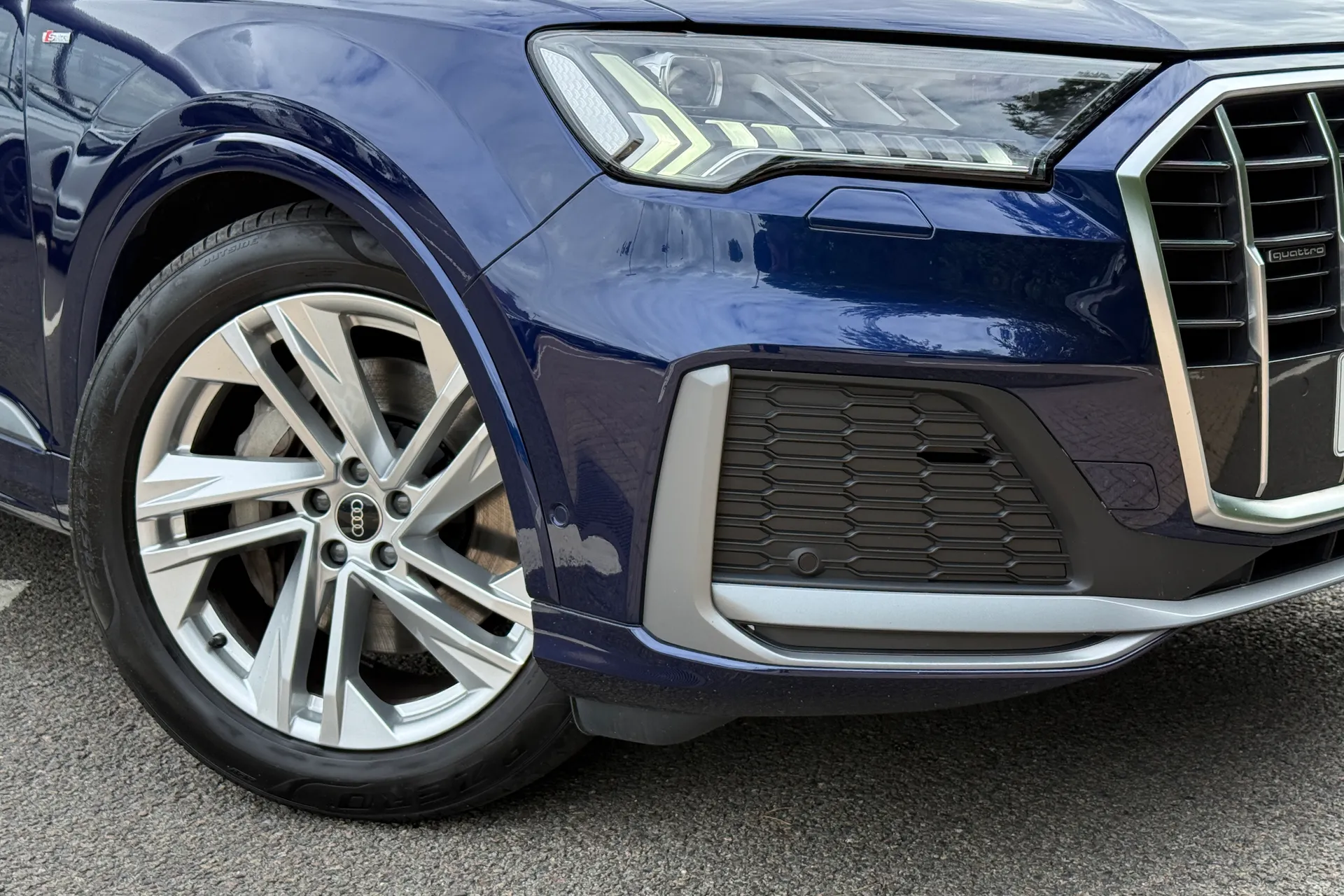 Audi Q7 thumbnail image number 12