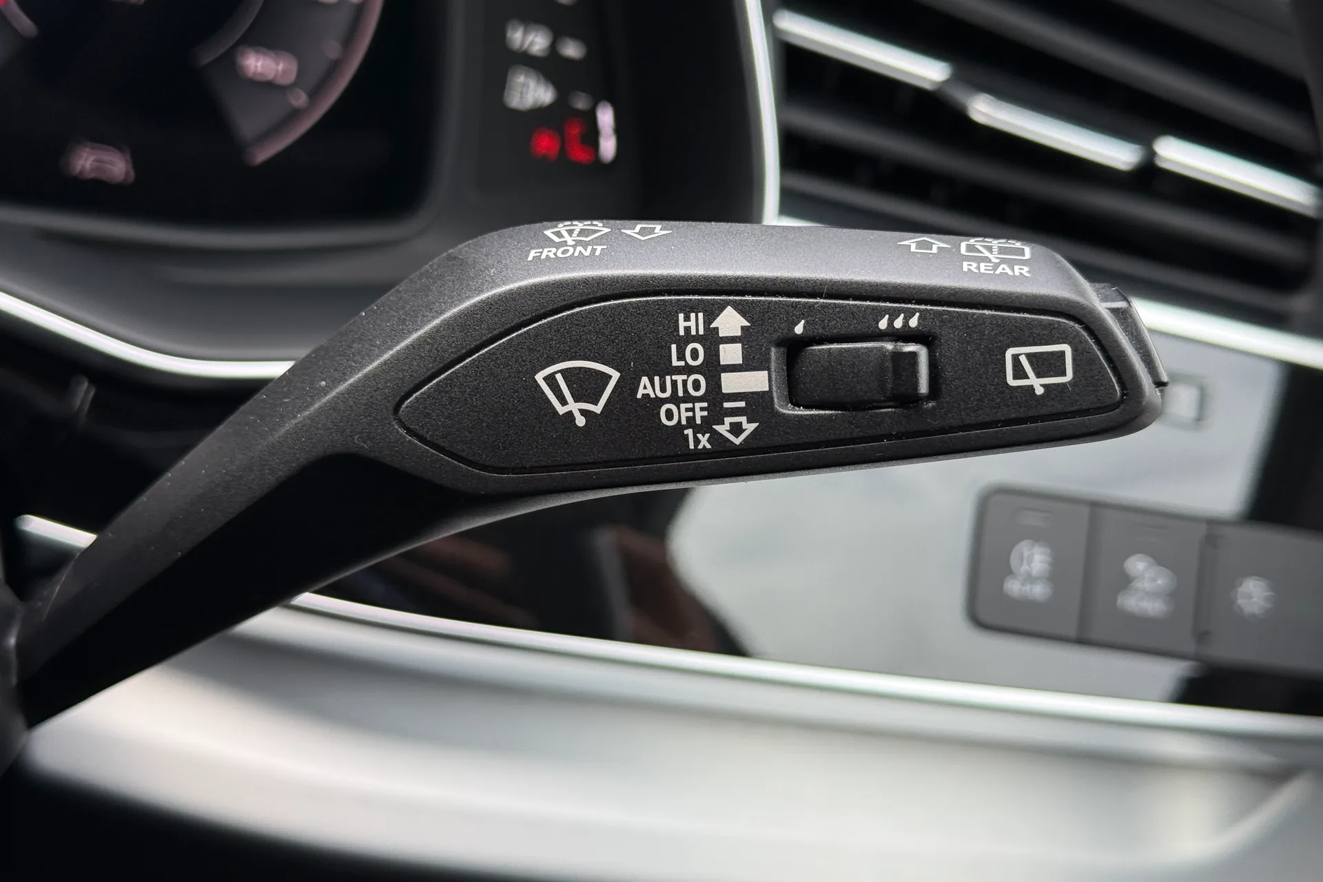 Audi Q7 thumbnail image number 19