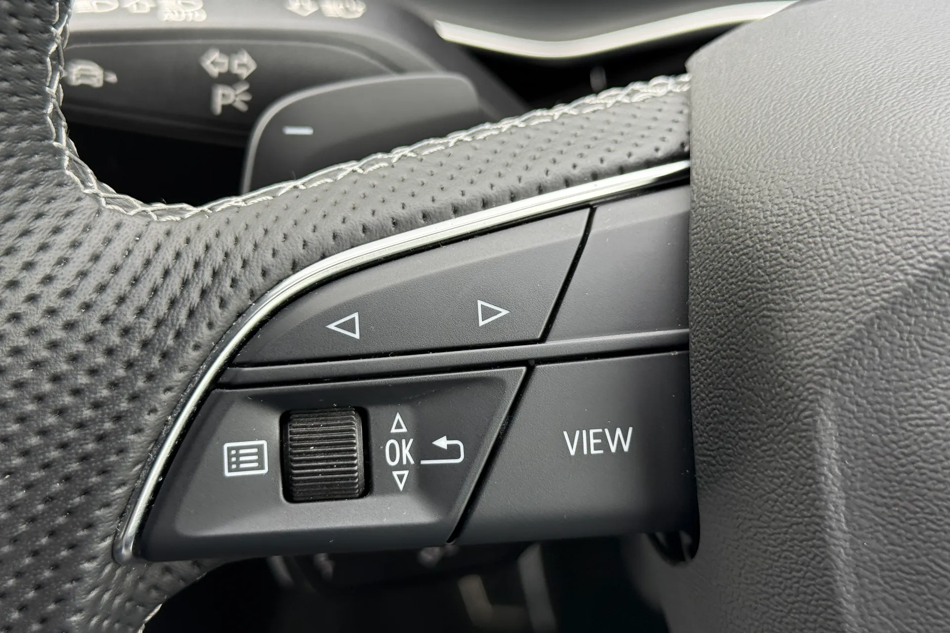 Audi Q7 thumbnail image number 21