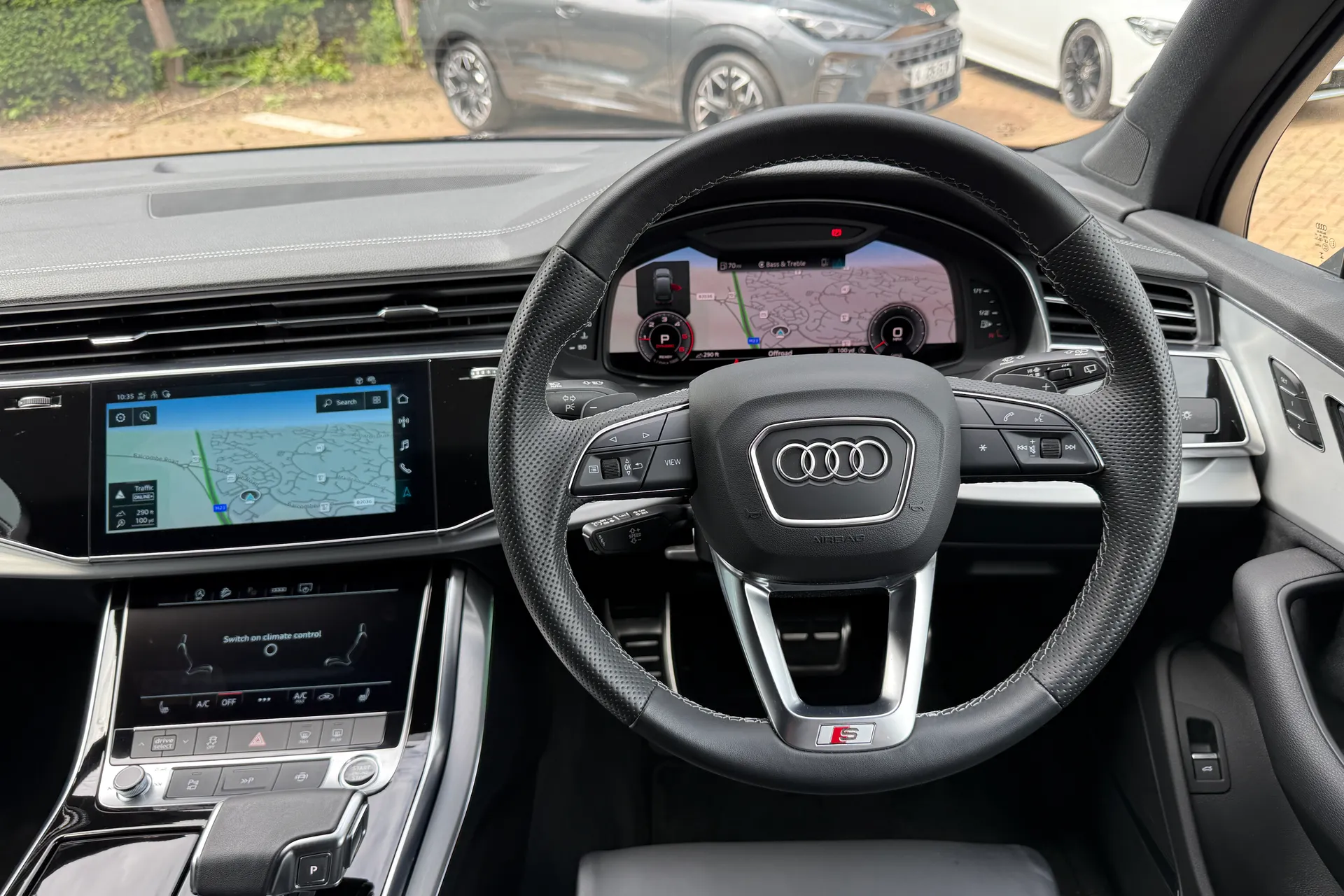 Audi Q7 thumbnail image number 6