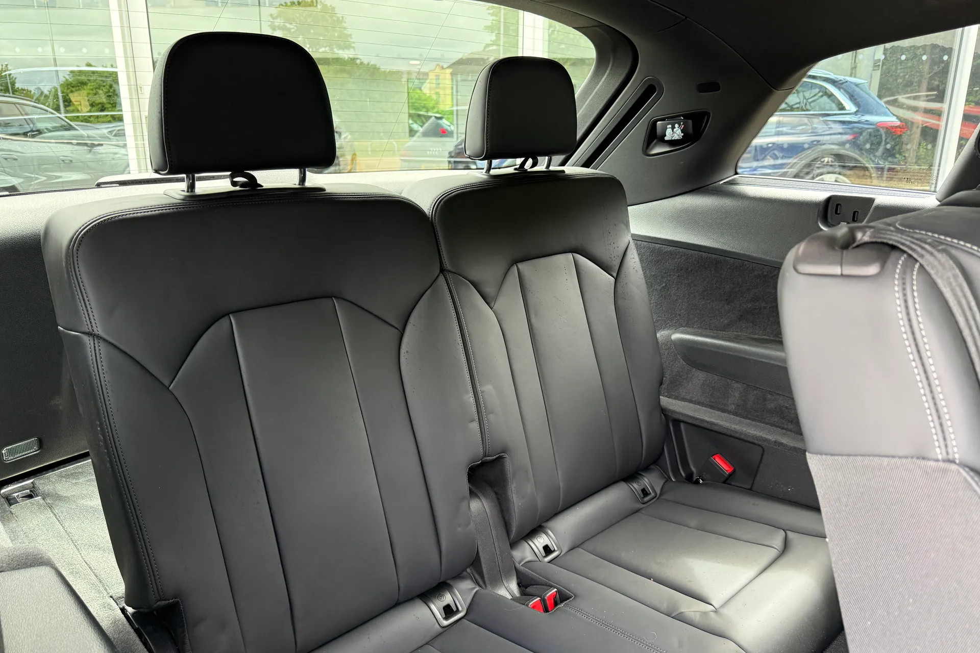 Audi Q7 thumbnail image number 40
