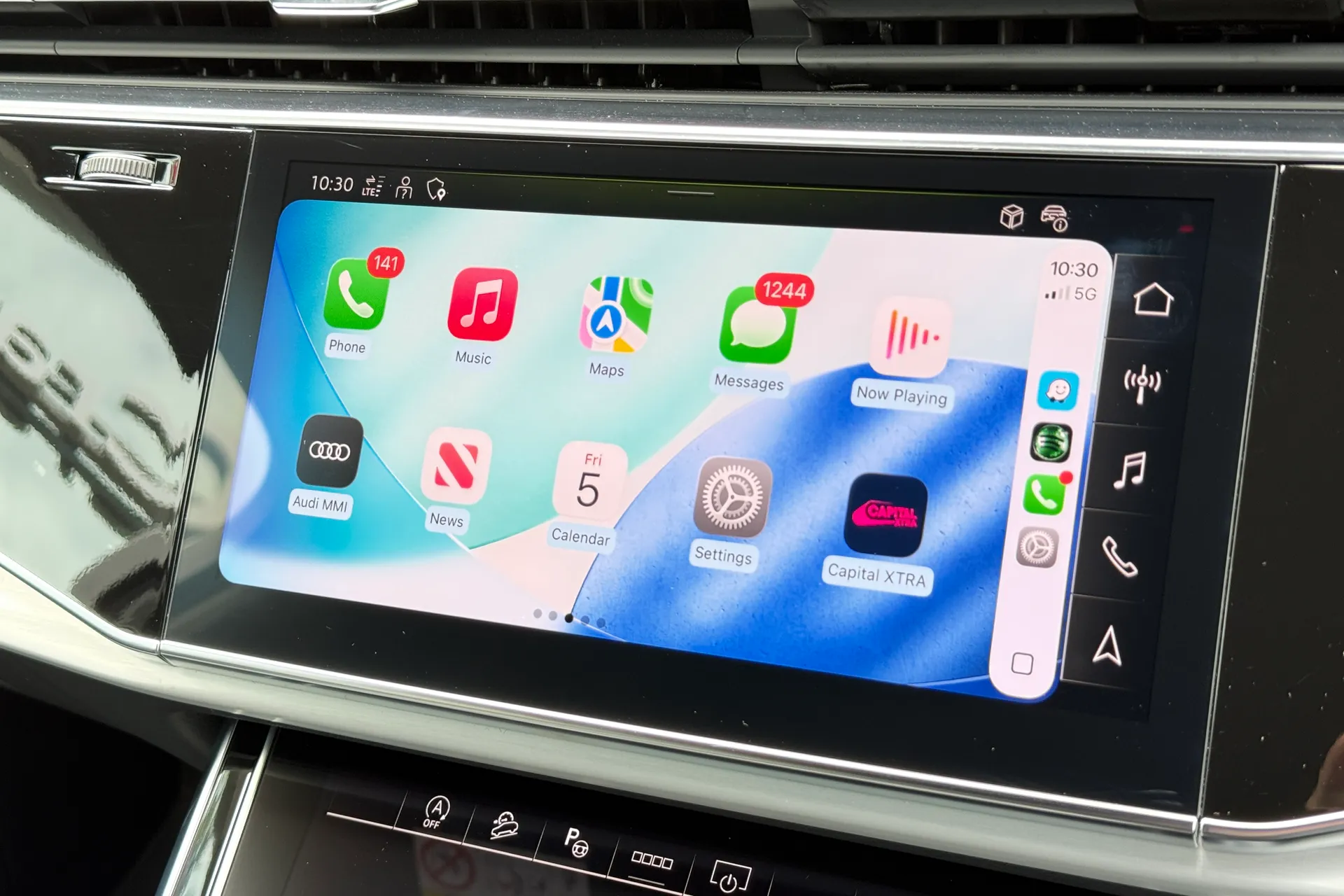 Audi Q7 thumbnail image number 8