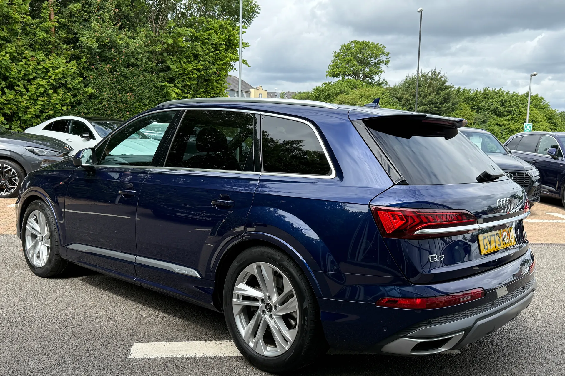 Audi Q7 thumbnail image number 50