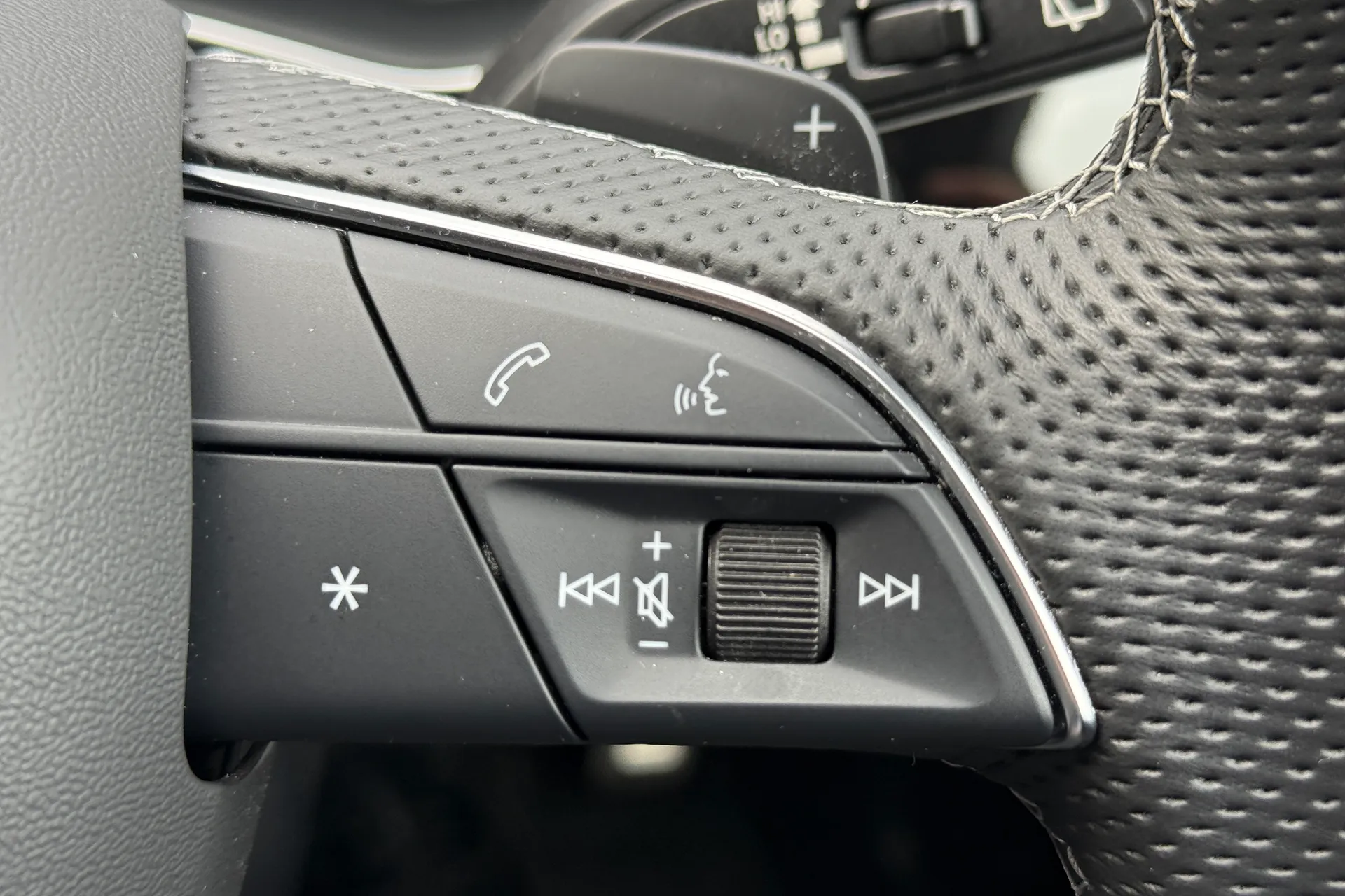 Audi Q7 thumbnail image number 22