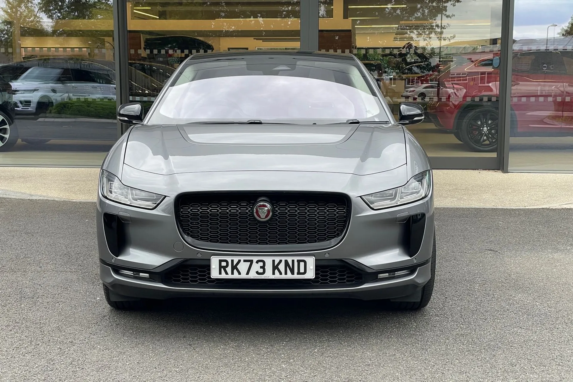 Jaguar I-PACE thumbnail image number 6